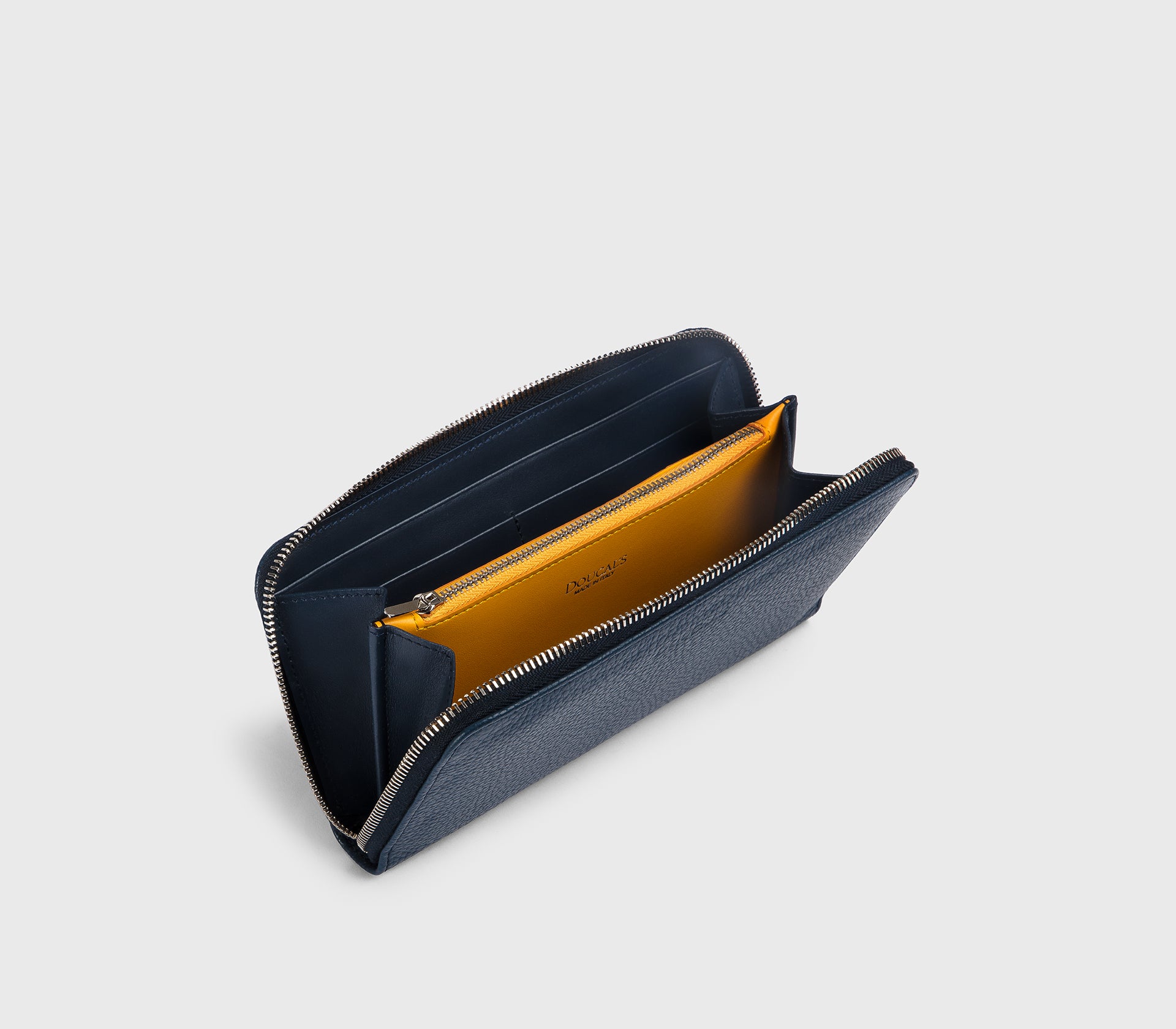 Portafoglio continental in pelle bottalata blu "avio"