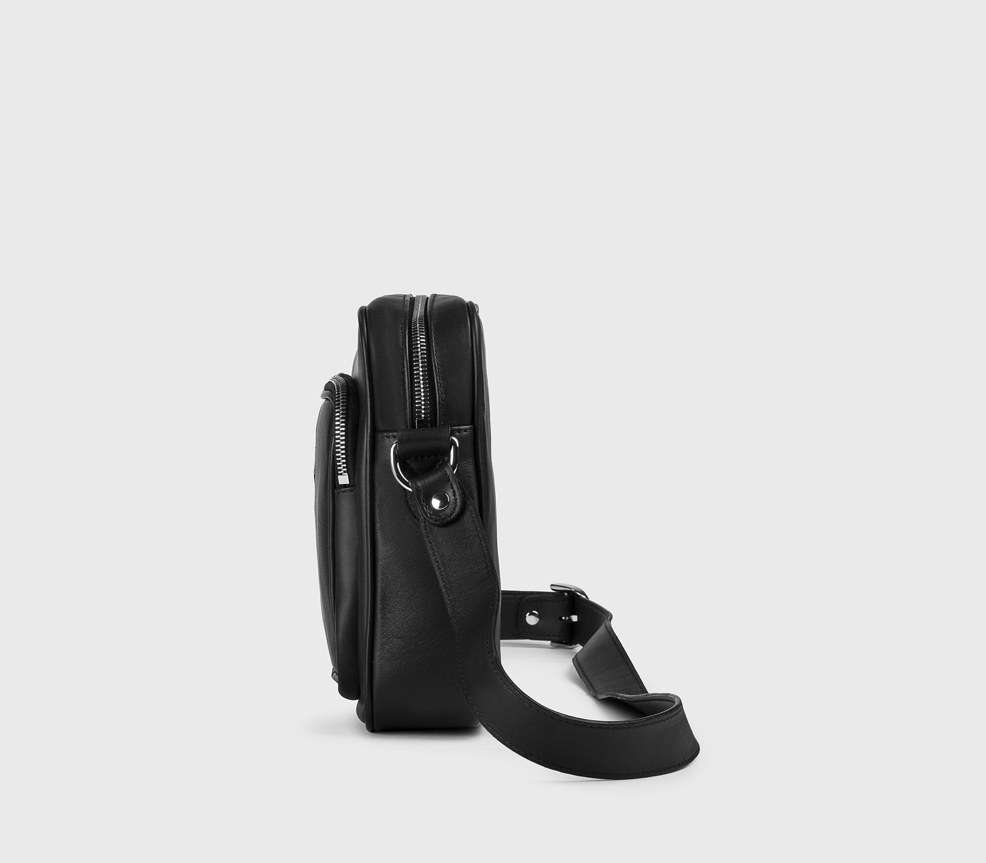 Borsa a tracolla in pelle nera