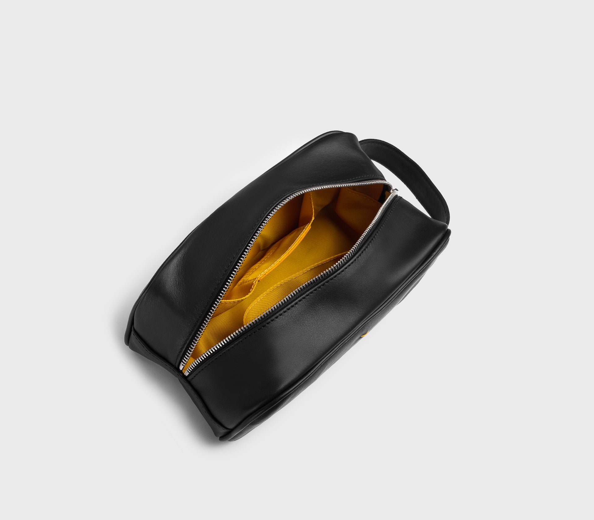 Beauty in pelle nero