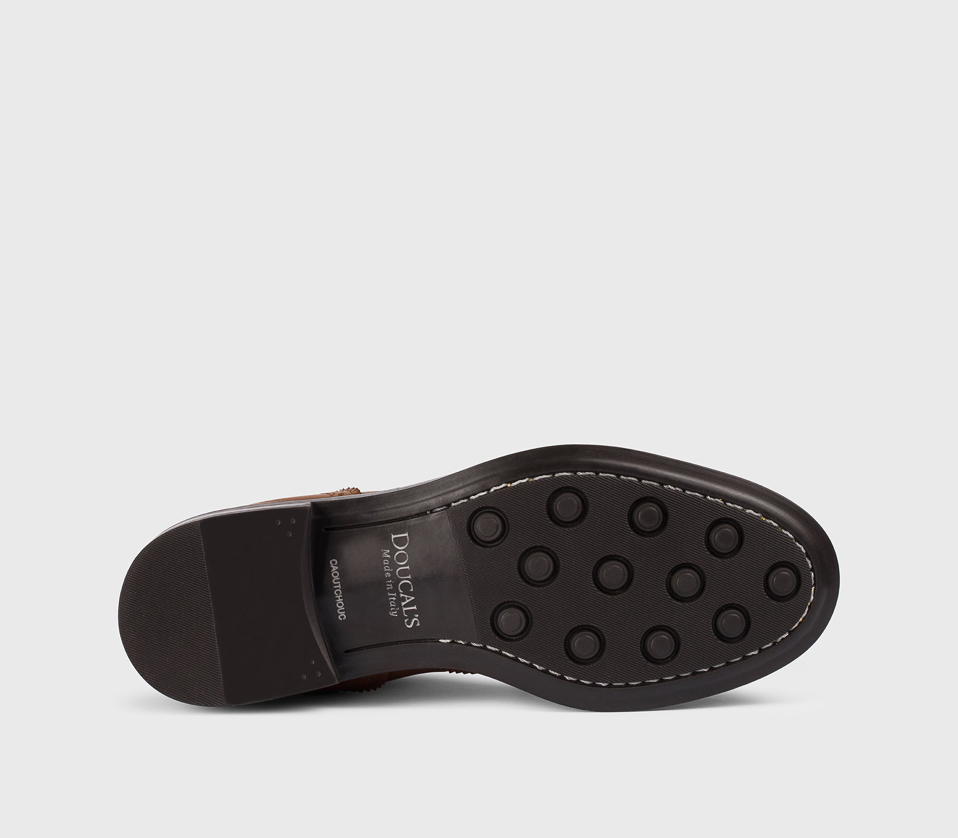 Wingtip-Stiefelette aus zimtbraunem Leder
