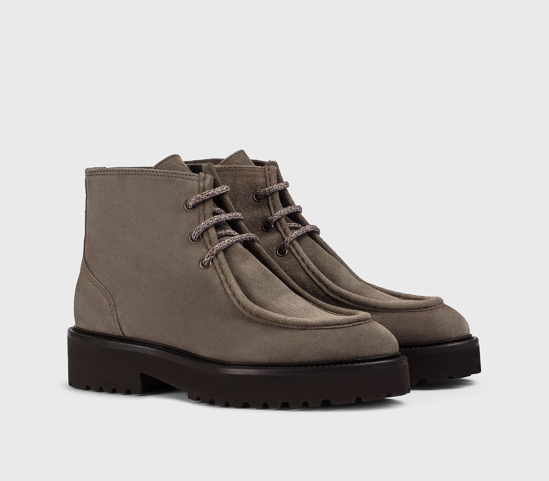 Botte chukka en daim « expresso »