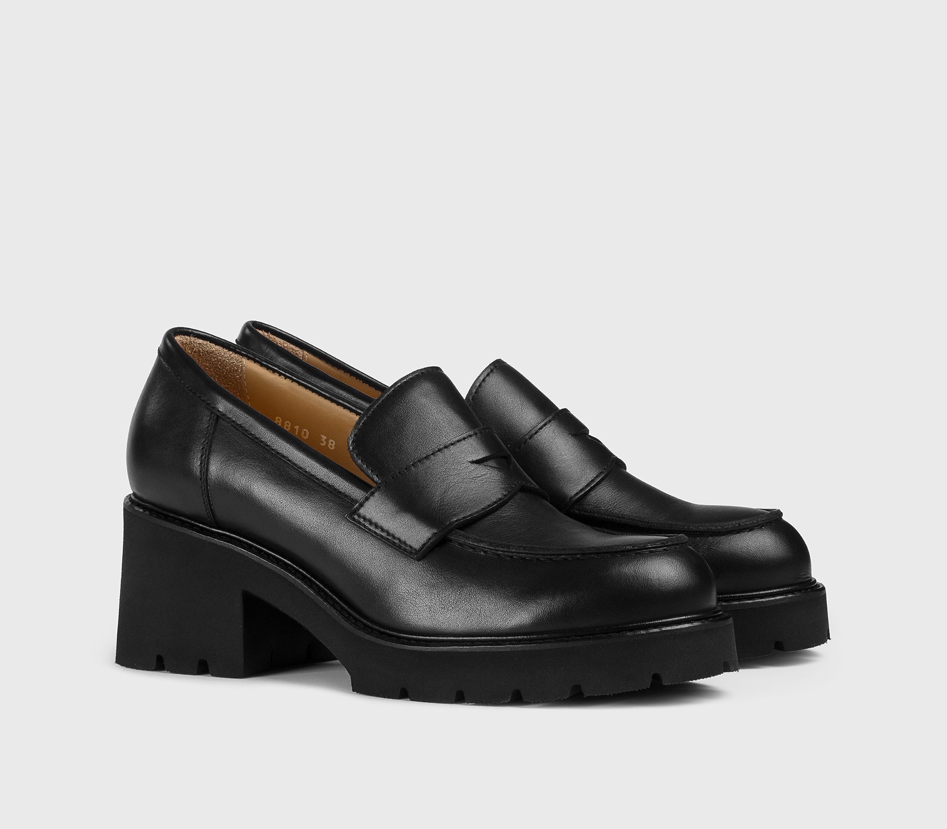 Black leather wide-heeled loafer