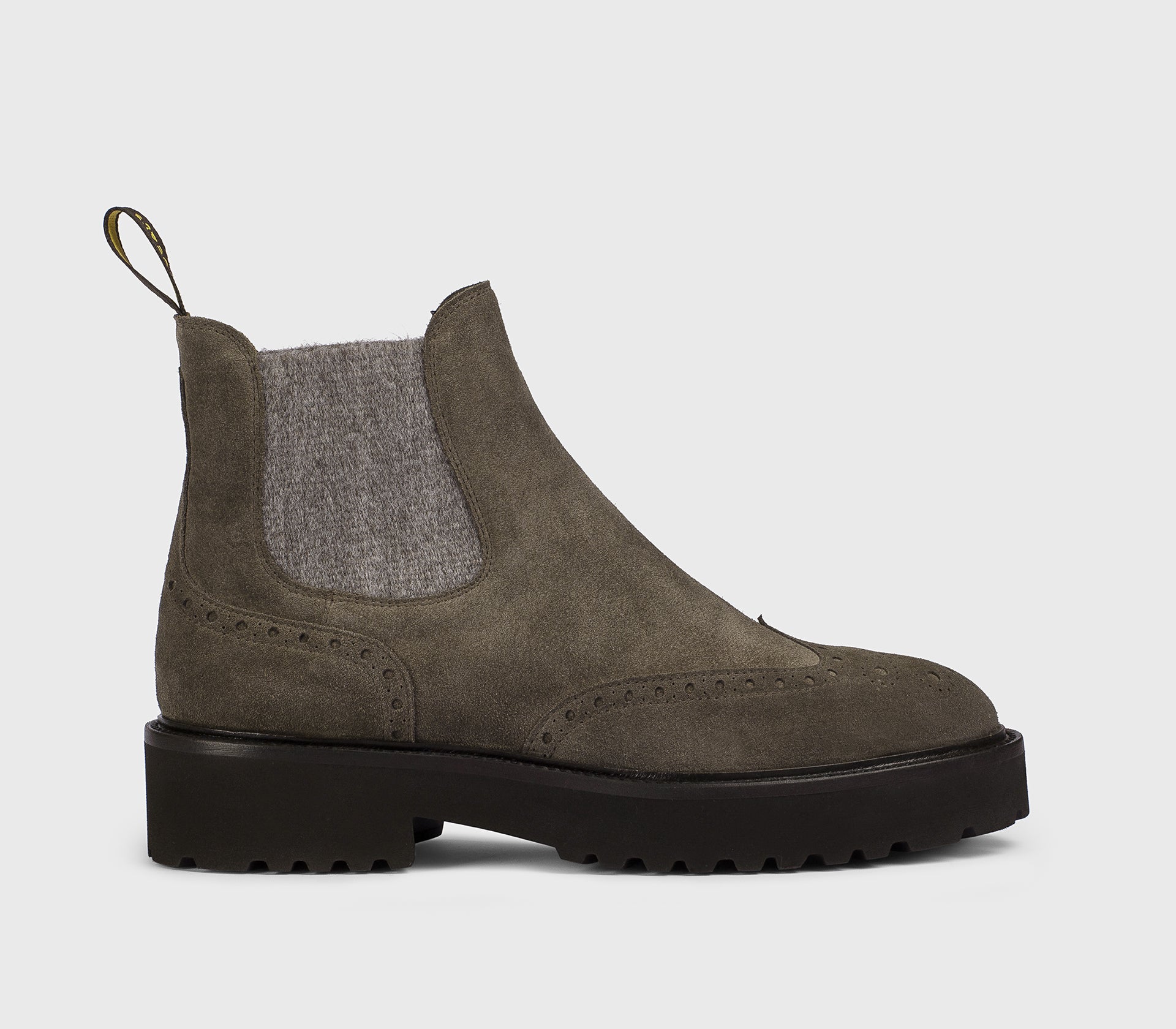 “Espresso”-coloured suede dovetail ankle boot