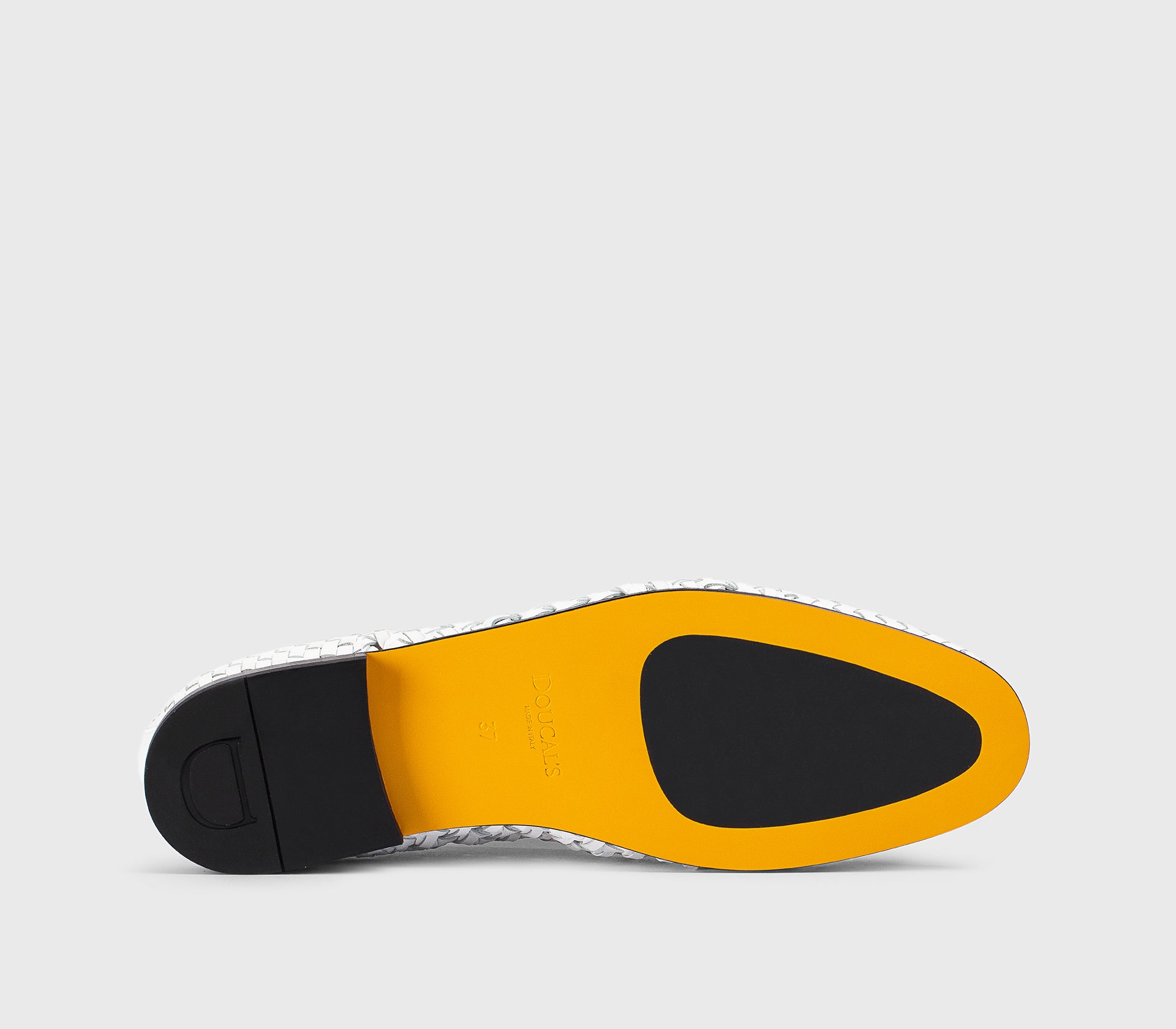 Mocassin à glands en cuir perforé blanc