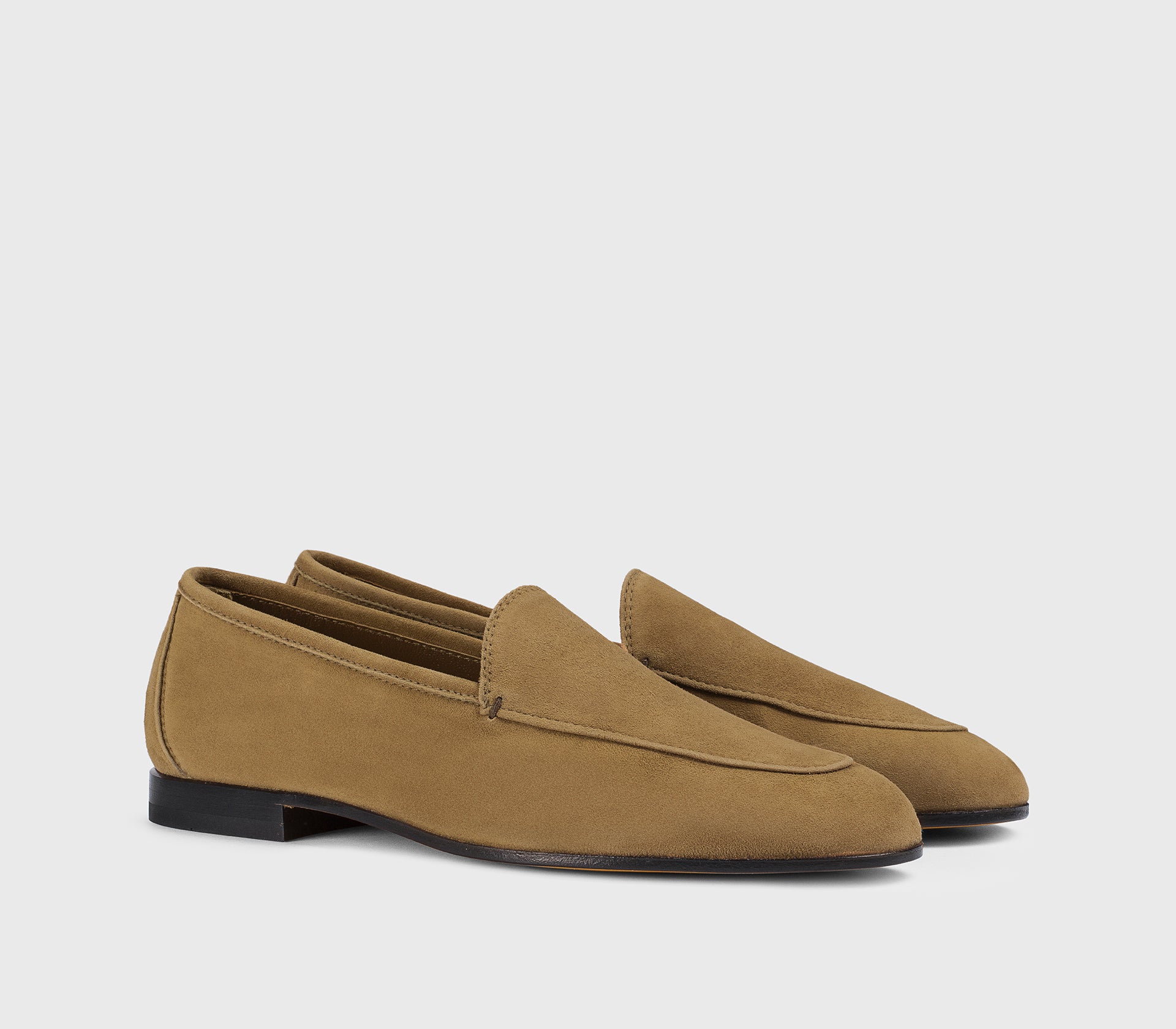 “Teddy” beige suede loafer