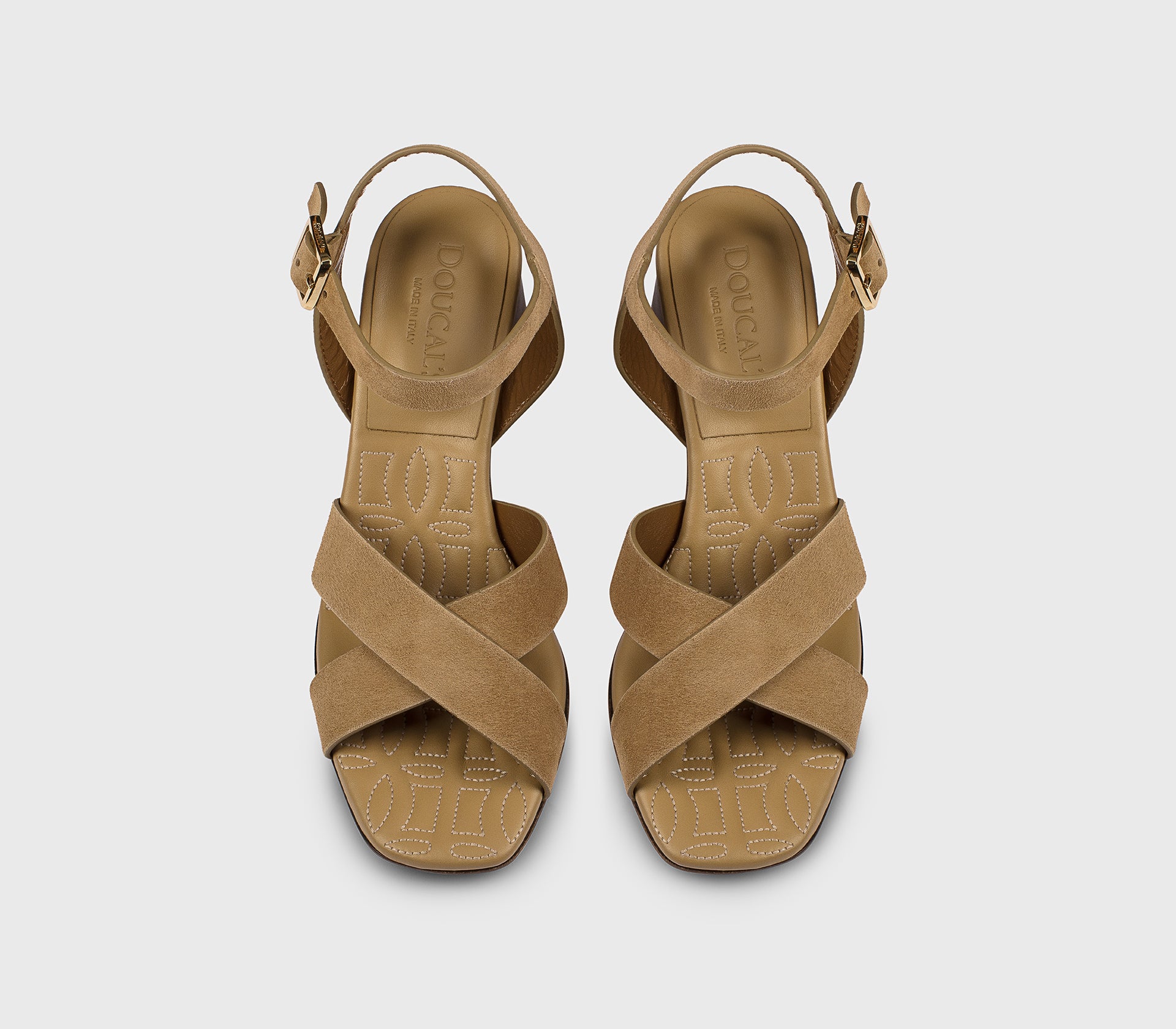 Sandale mit überkreuztem Band in Veloursleder im Farbton Teddy Beige