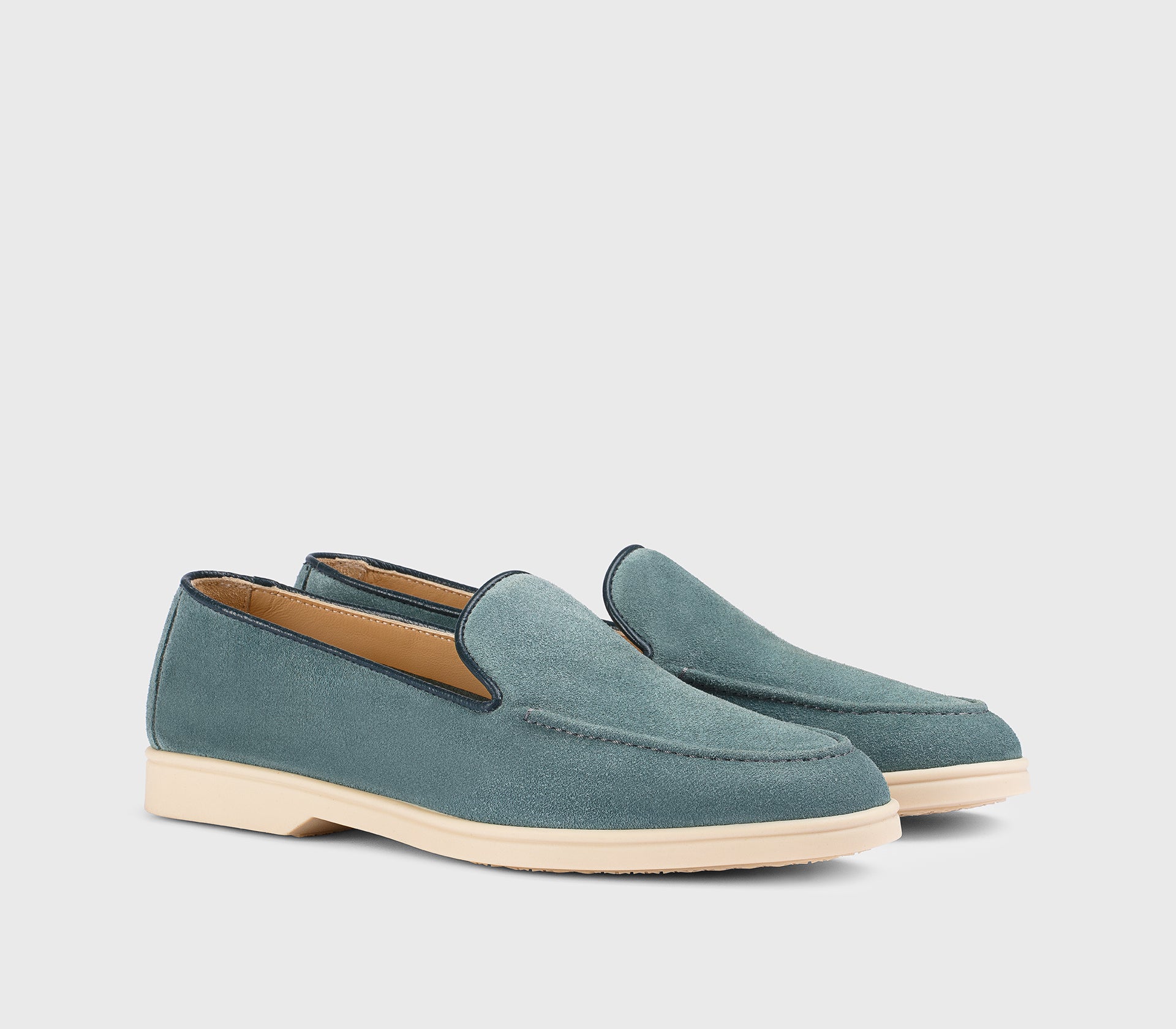 Mokassin aus Veloursleder im Blauton „Horizont“