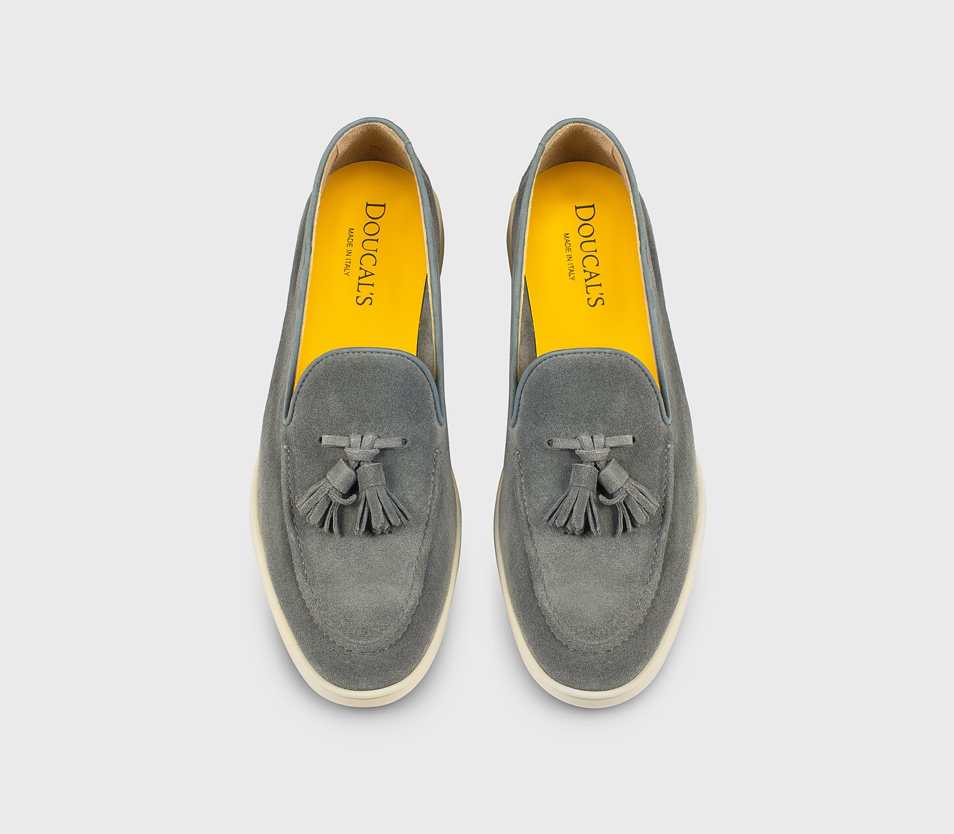 Mokassin mit Quasten aus Veloursleder im Grauton „Storm“