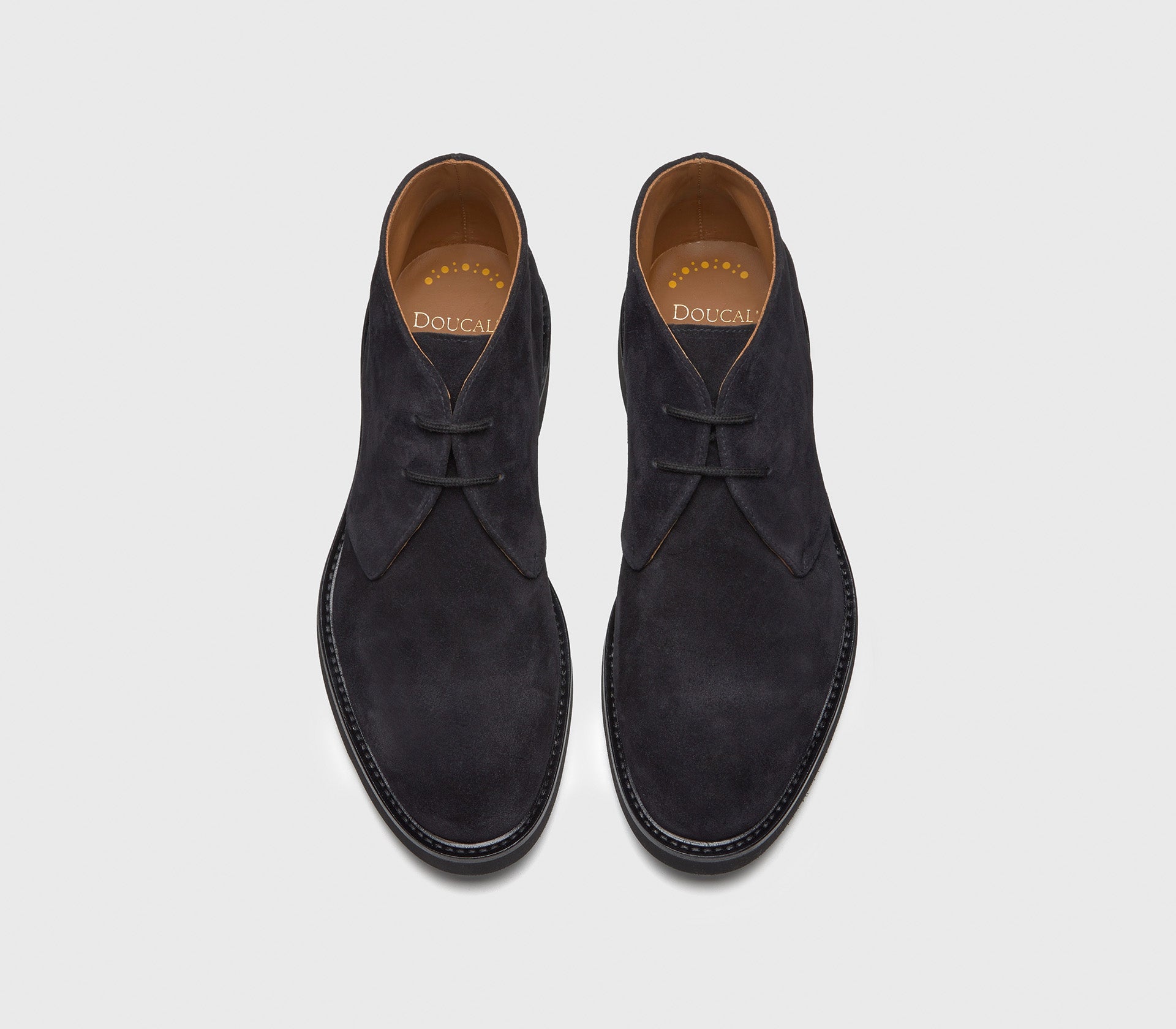 Stiefelette aus schwarzem Veloursleder