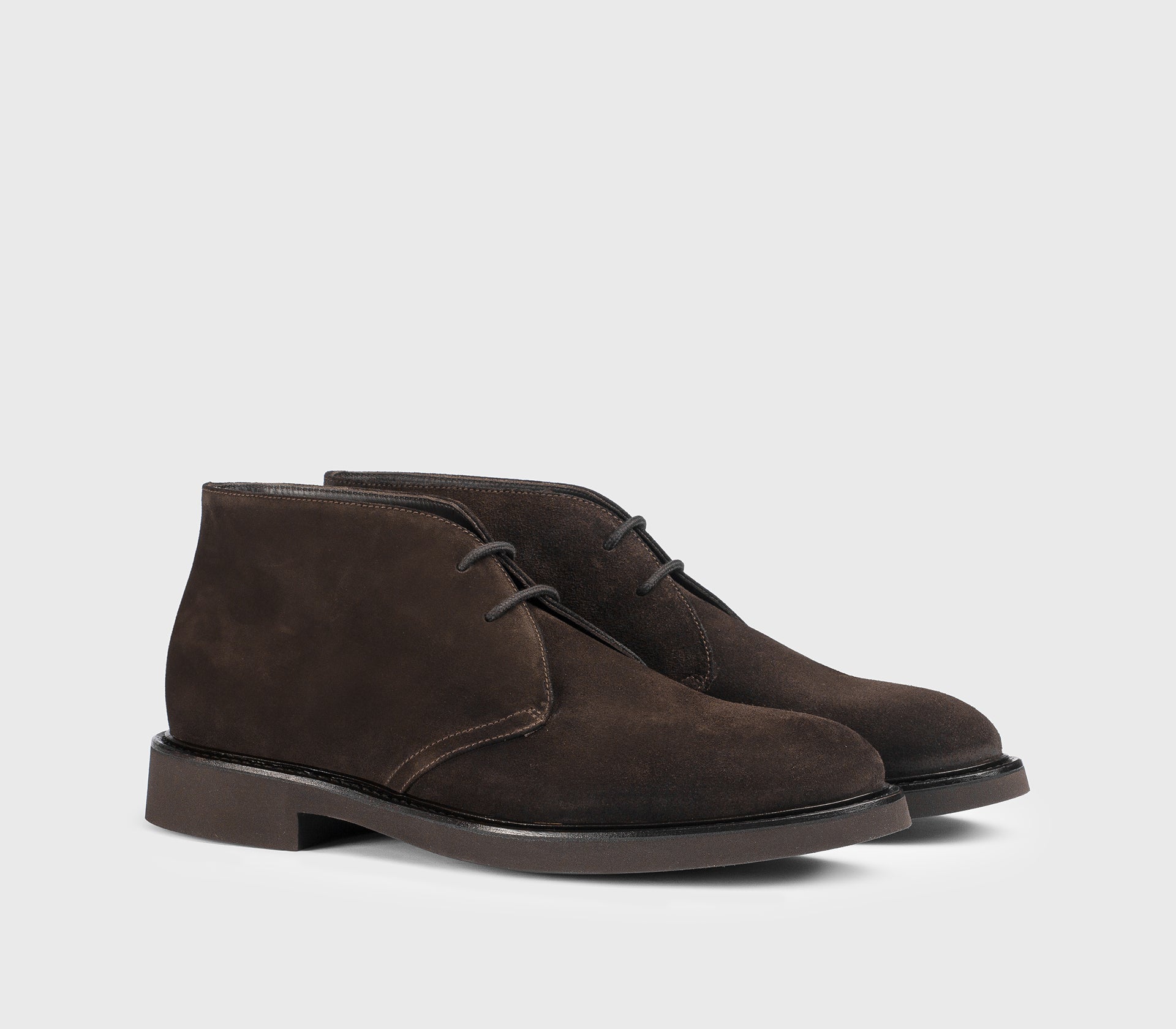 Brown suede desert boot.