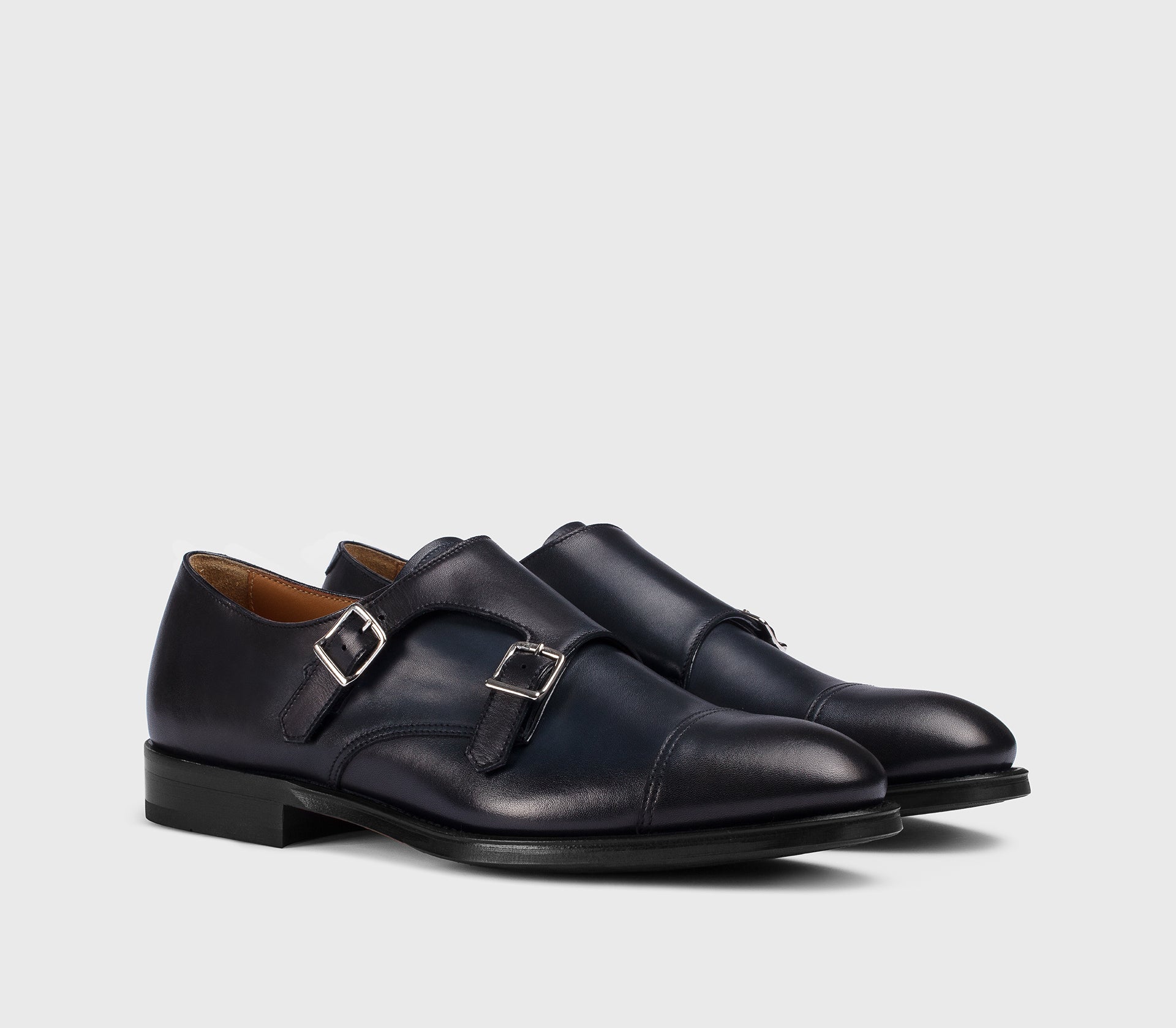 Schuh mit doppelter Schnalle aus blauem Leder