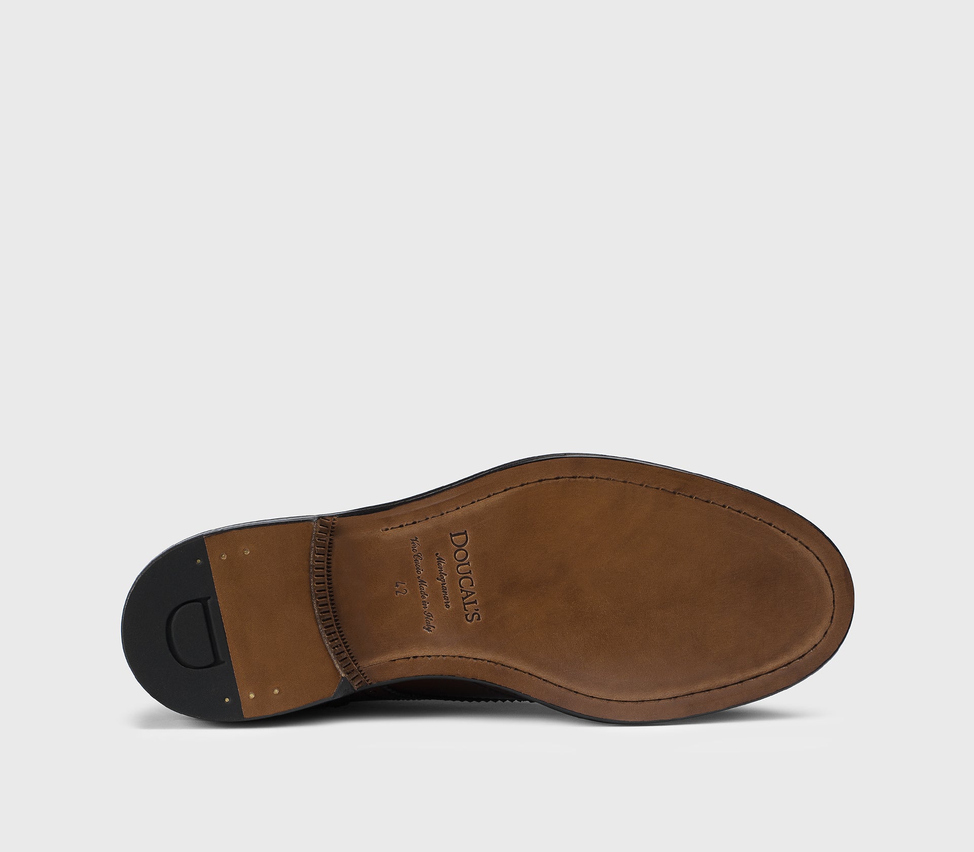 Brown leather dovetail lace-up