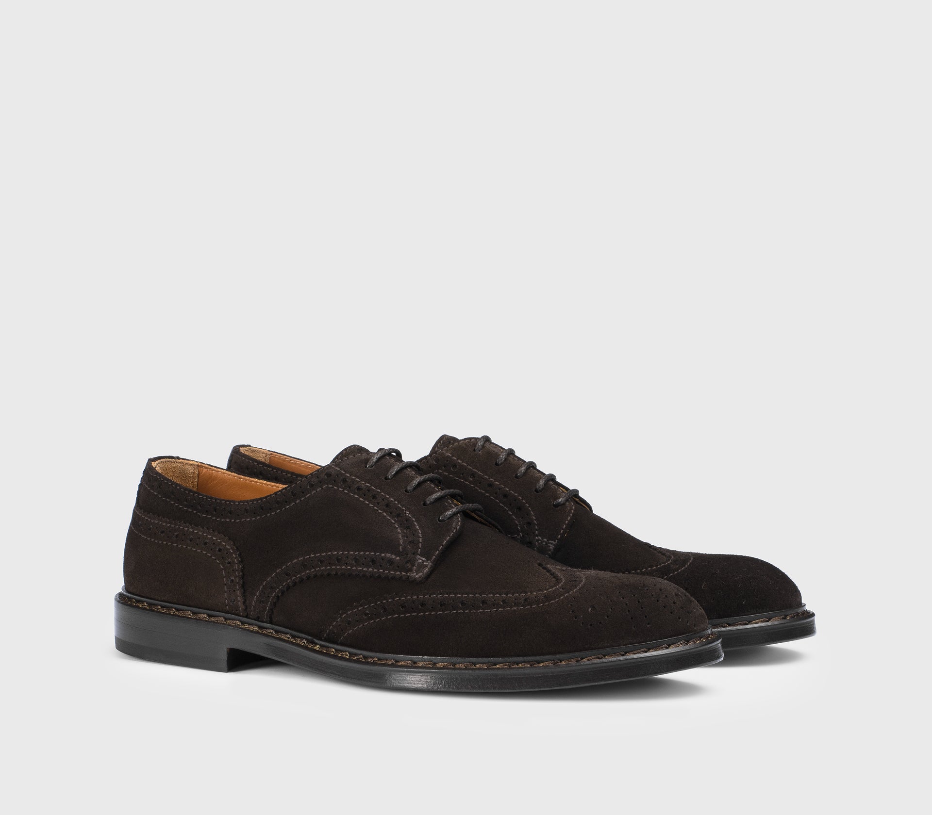 “Earth” brown suede dovetail lace-up