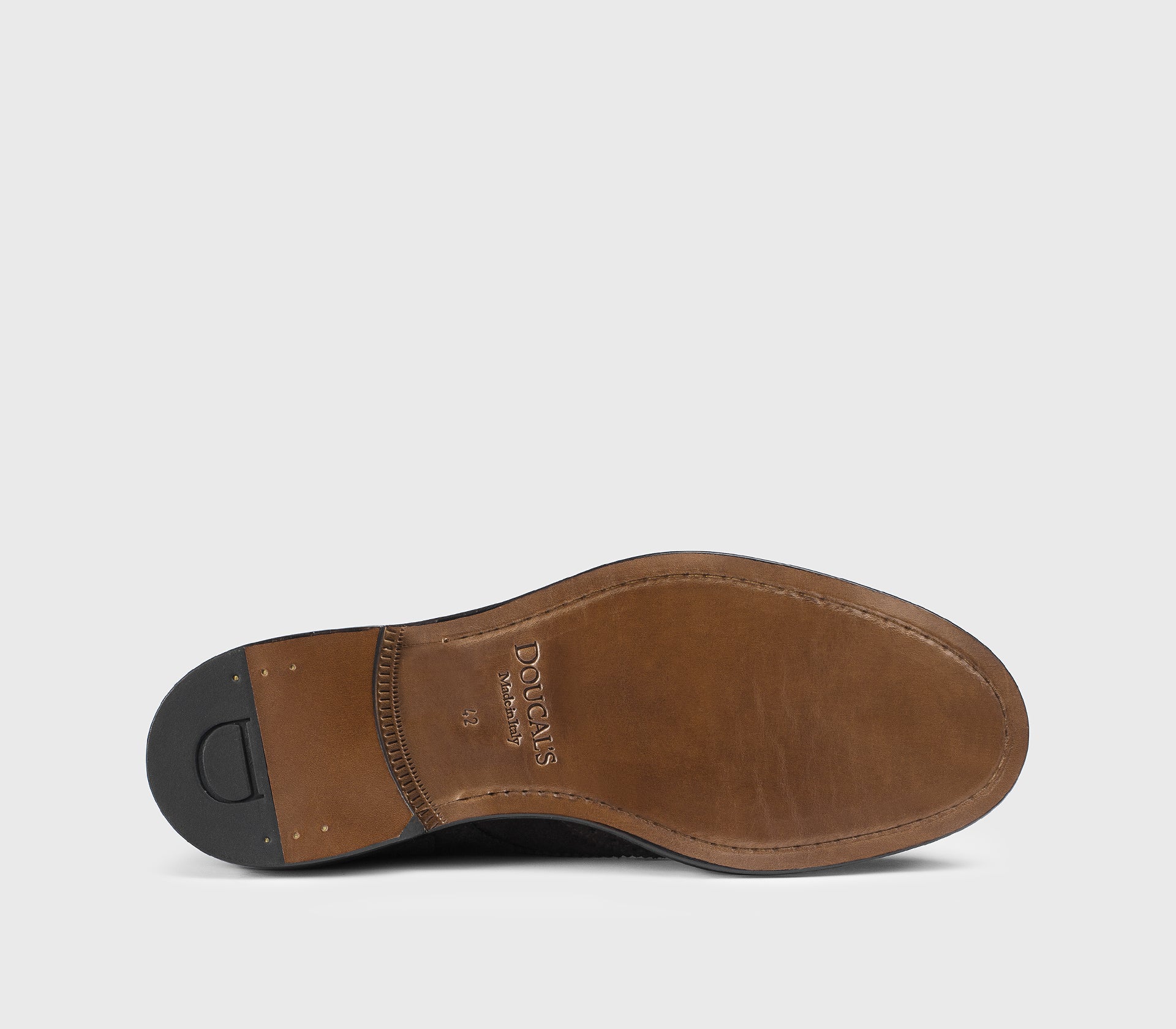 “Earth” brown suede dovetail lace-up