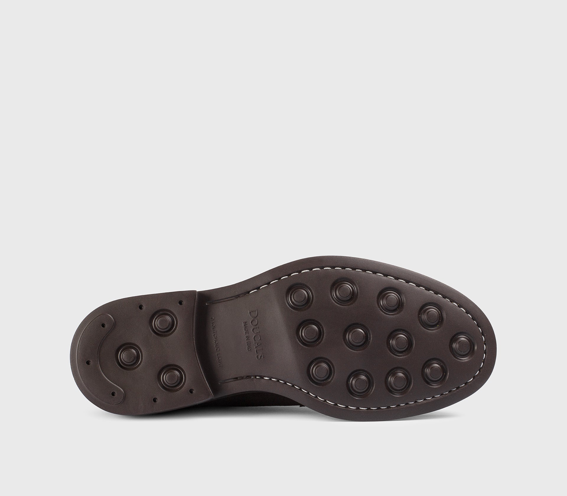 Schnürschuh aus erdfarbenem Veloursleder