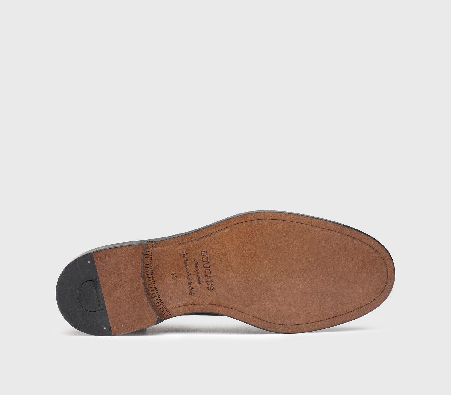 DU1385PHOEUY007NN00 - Stringate in pelle nera