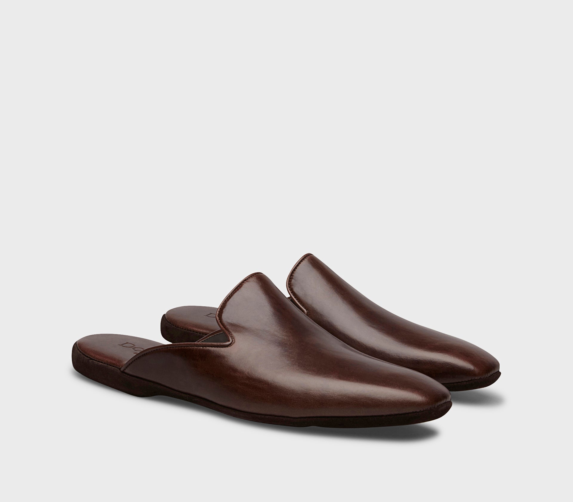 Slipper aus dunkelbraunem Leder