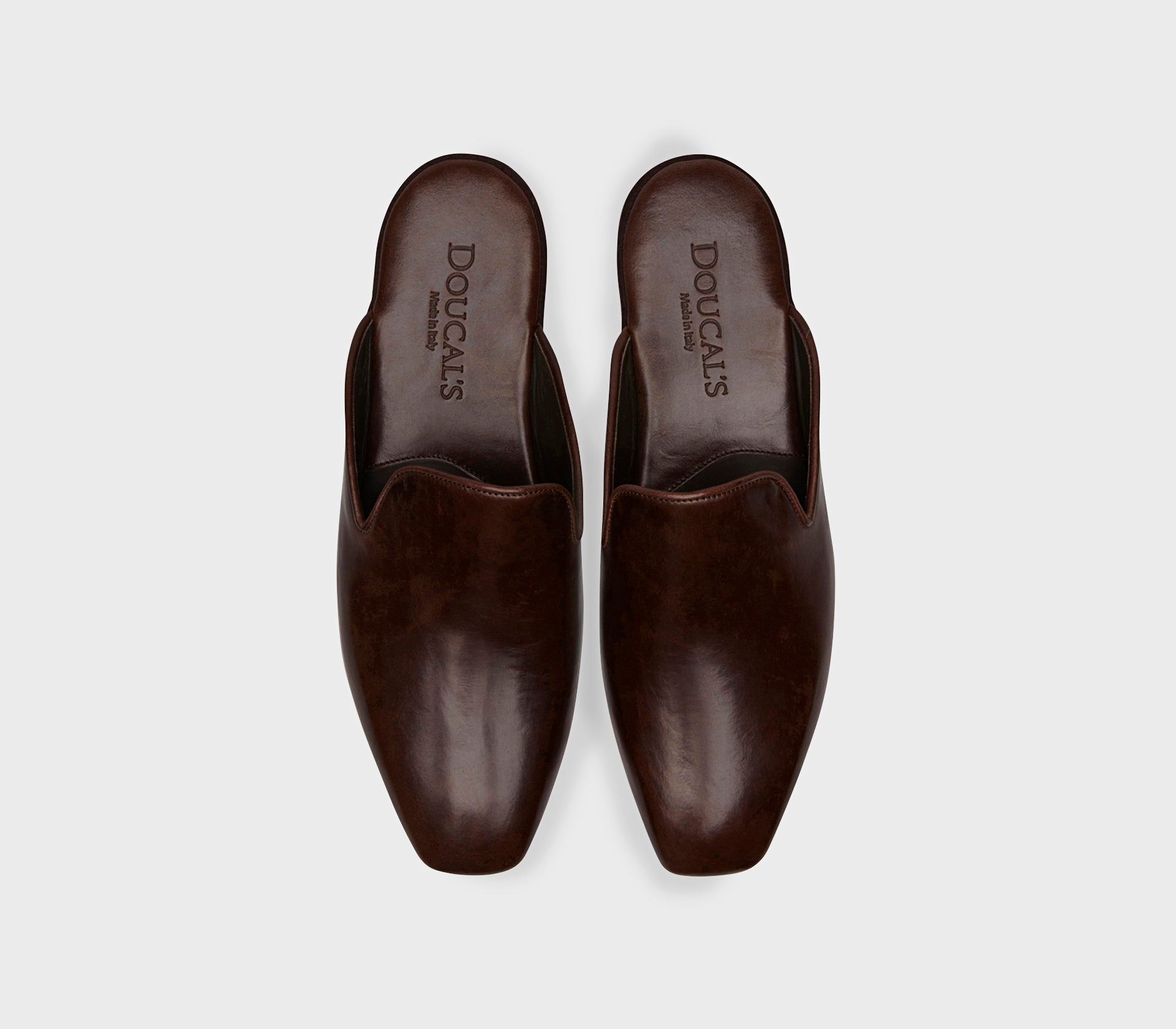 Slipper aus dunkelbraunem Leder