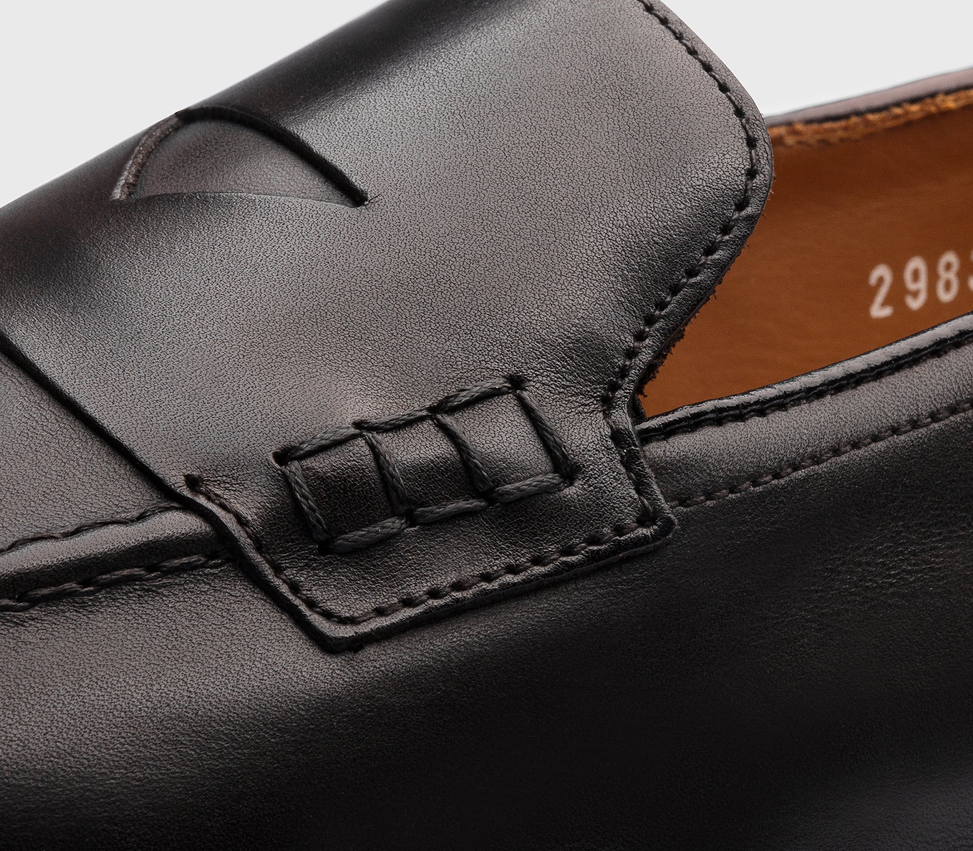 Loafer in dark brown leather