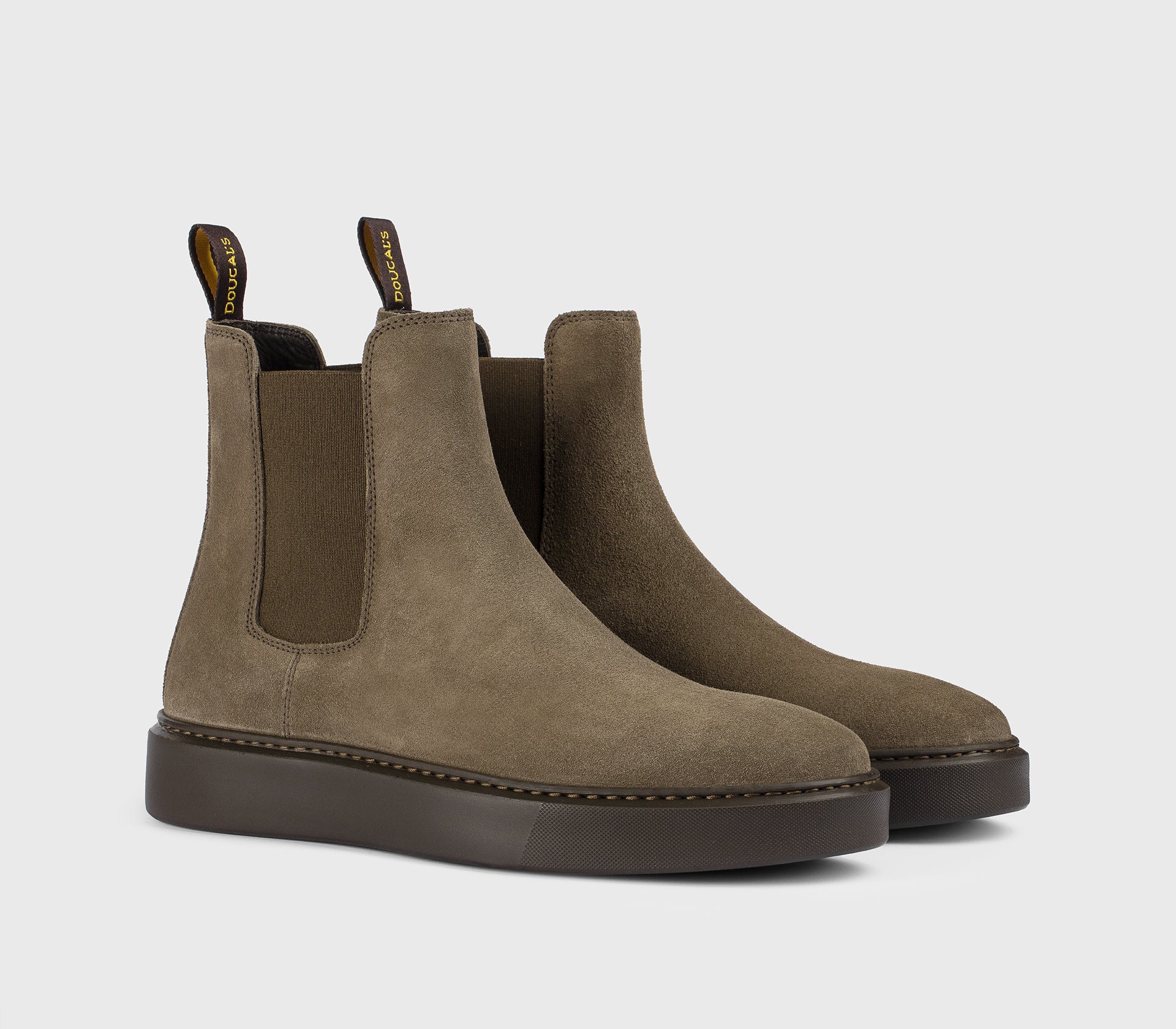 Ботинки из замши в Эспрессо цвете.