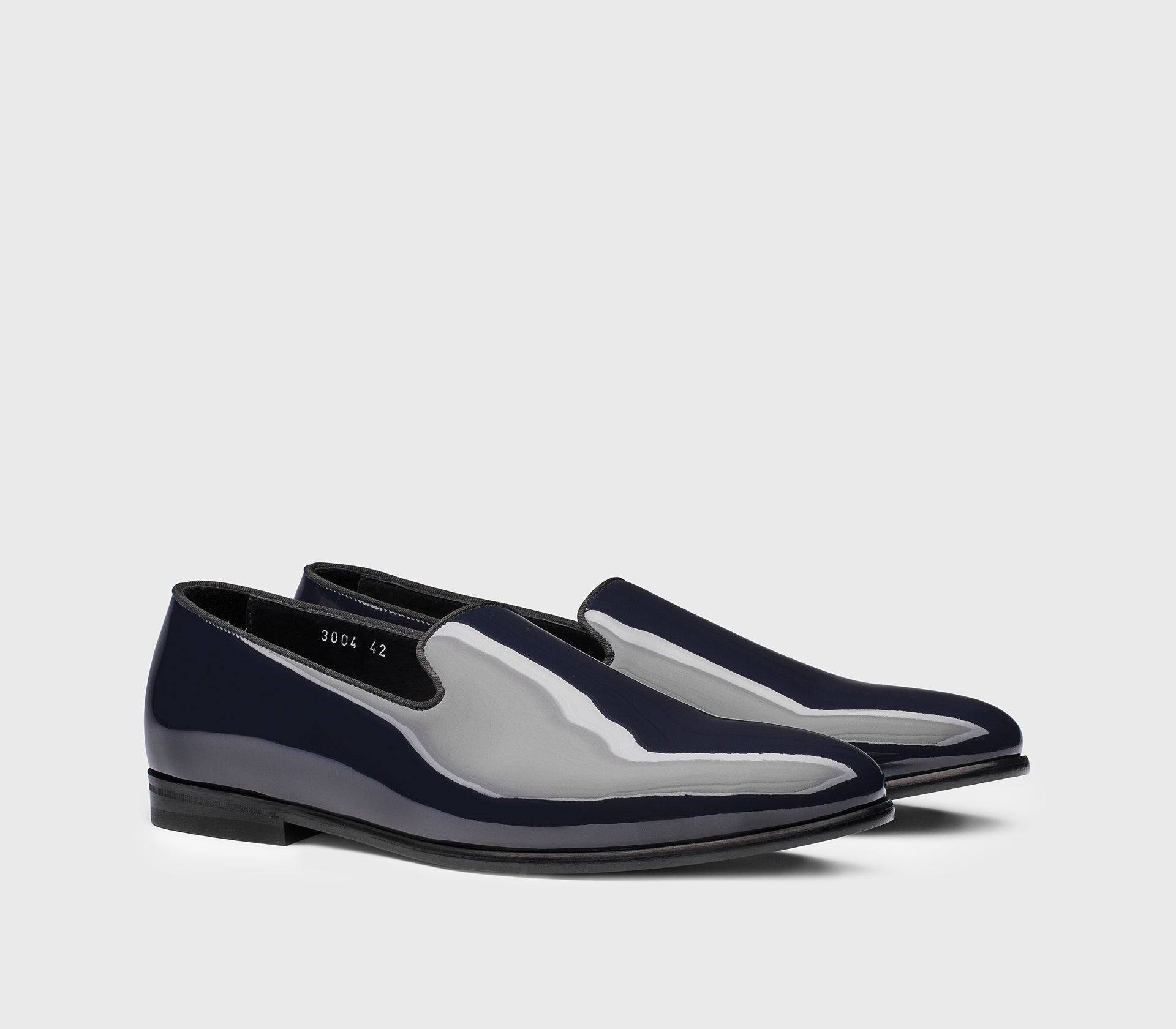DU3304CARPUF018NB00 - Mocassino in pelle verniciata blu