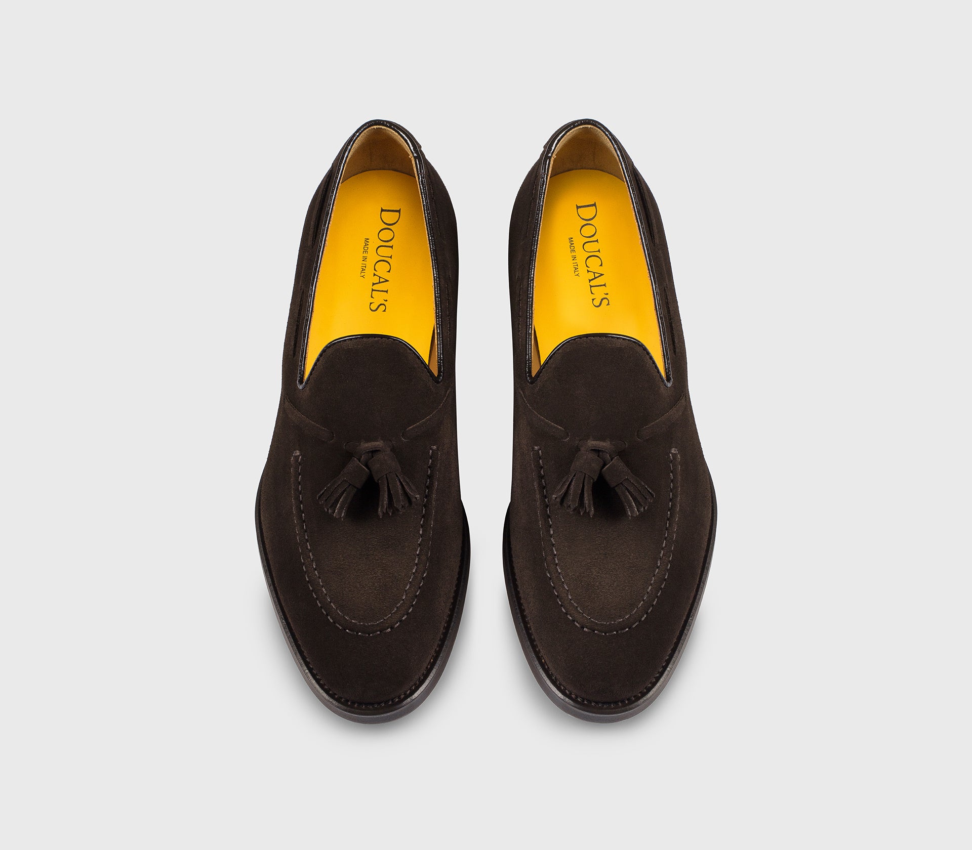 “Earth” brown suede loafer with tassels