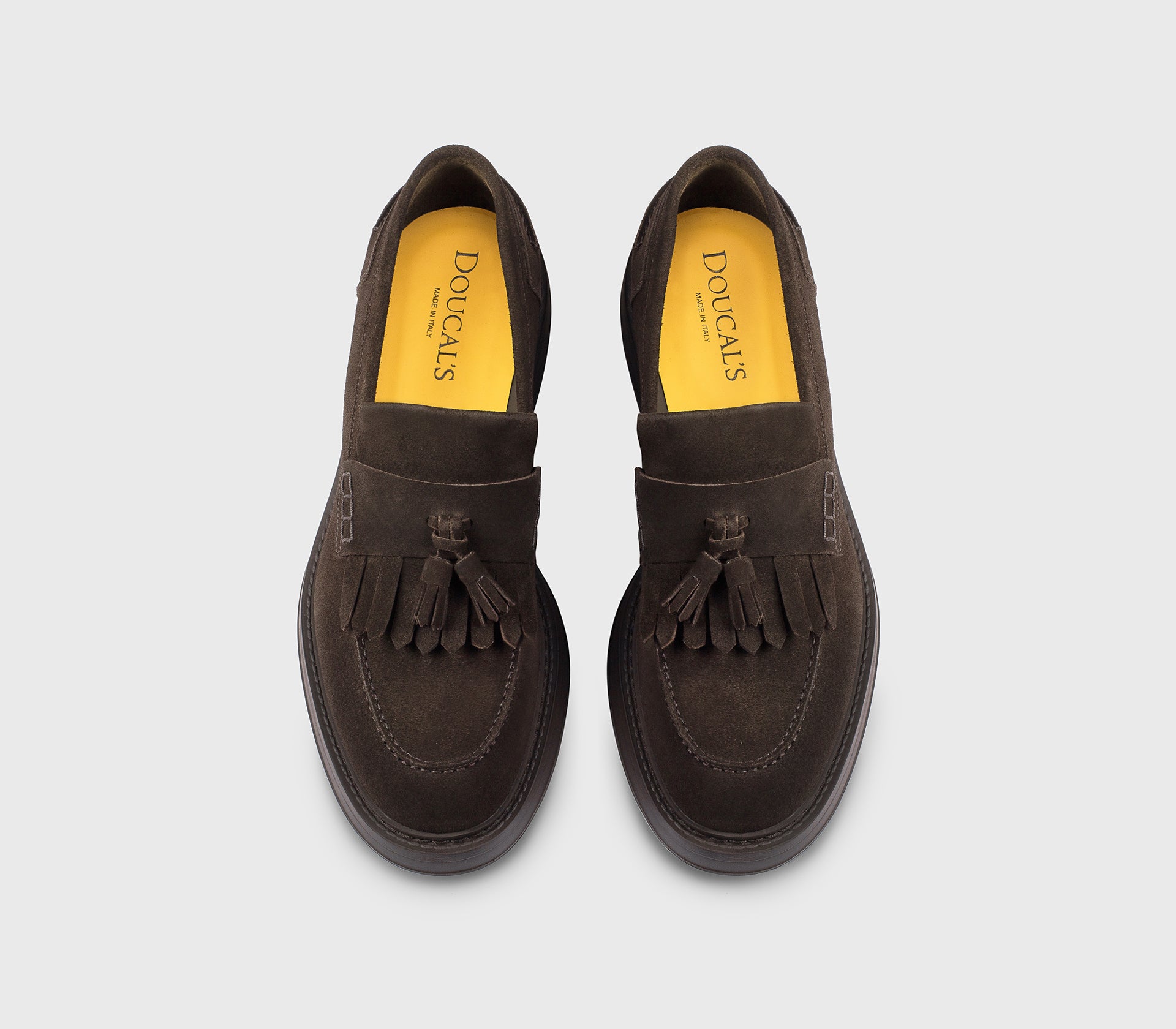 “Earth” brown suede loafer with tassels and fringe