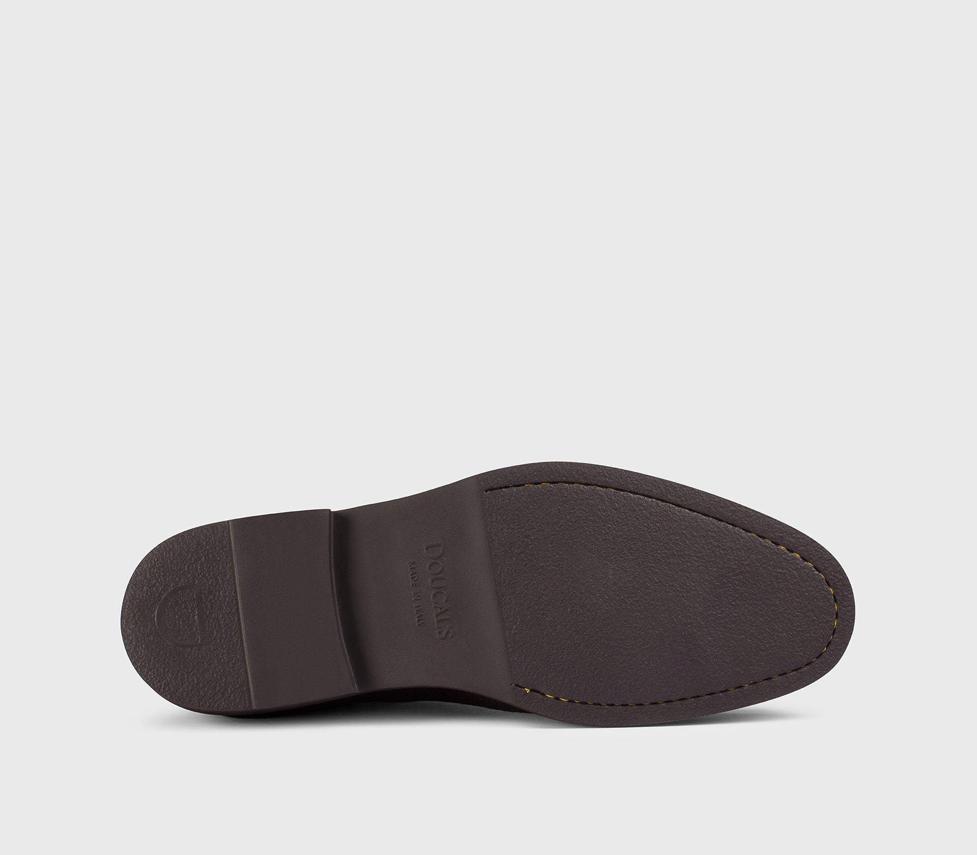 “Earth” brown suede ankle boot