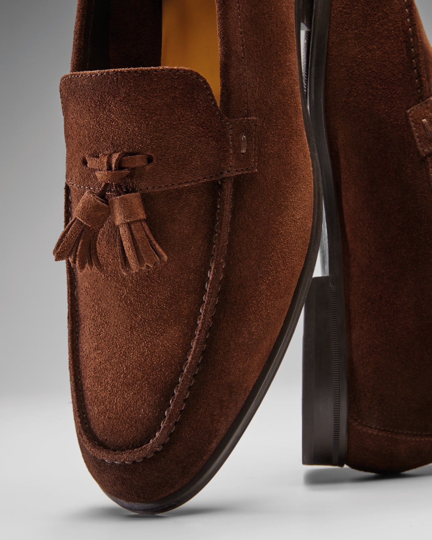 Mocassin en daim avec glands marron