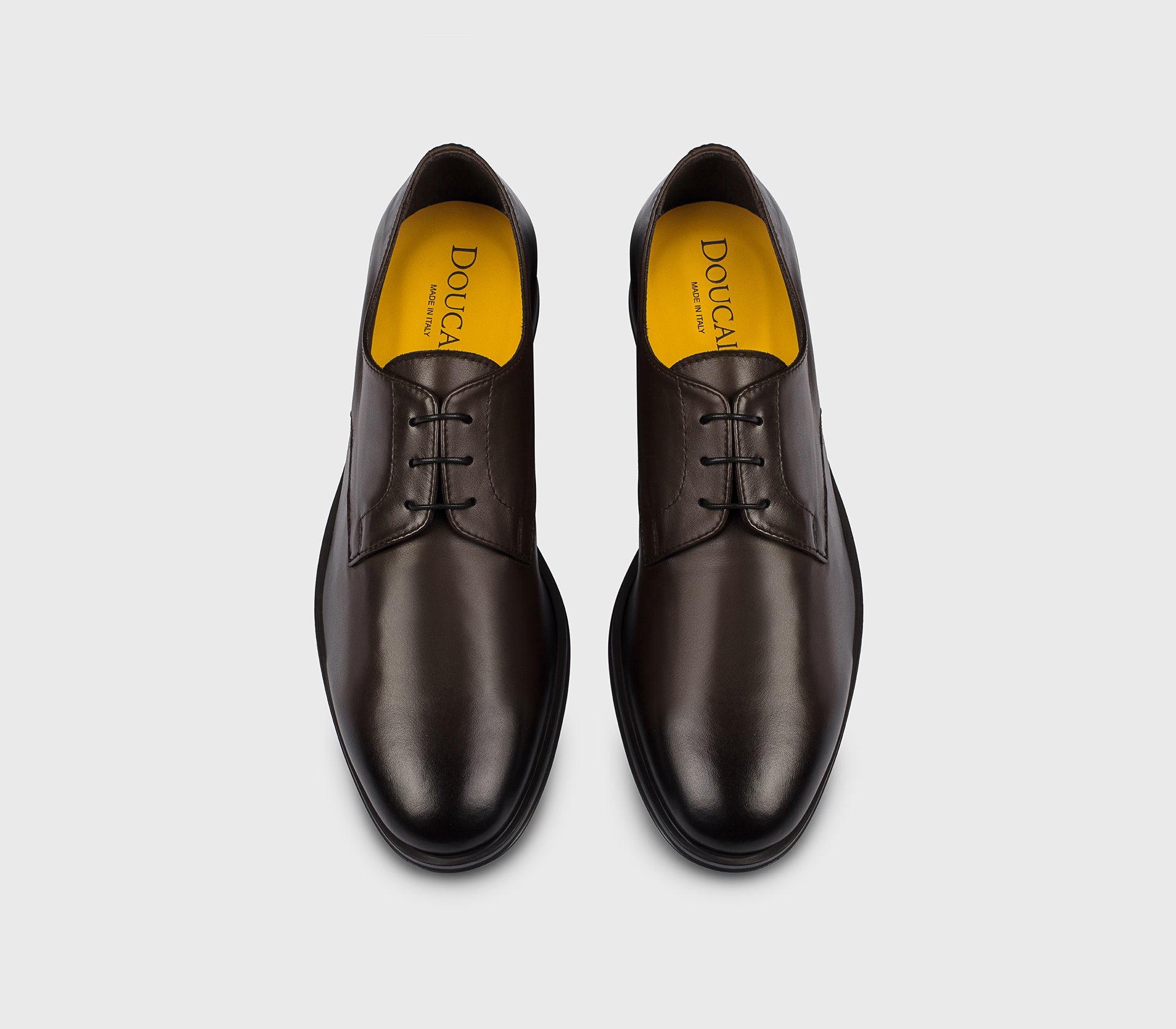 “Oak” brown leather lace-up