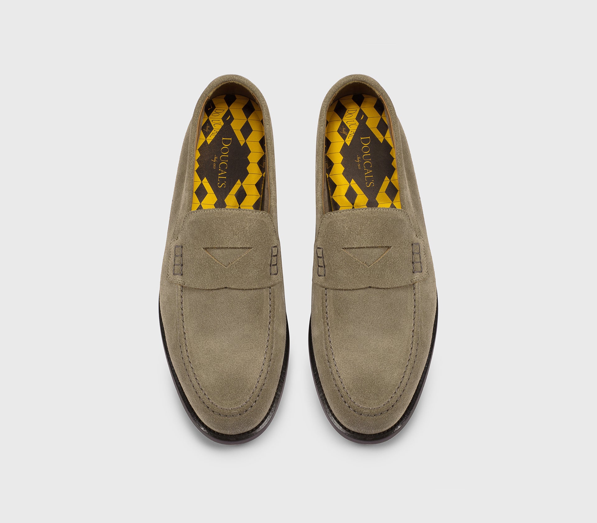 Camel-coloured suede “Mario 50” loafer