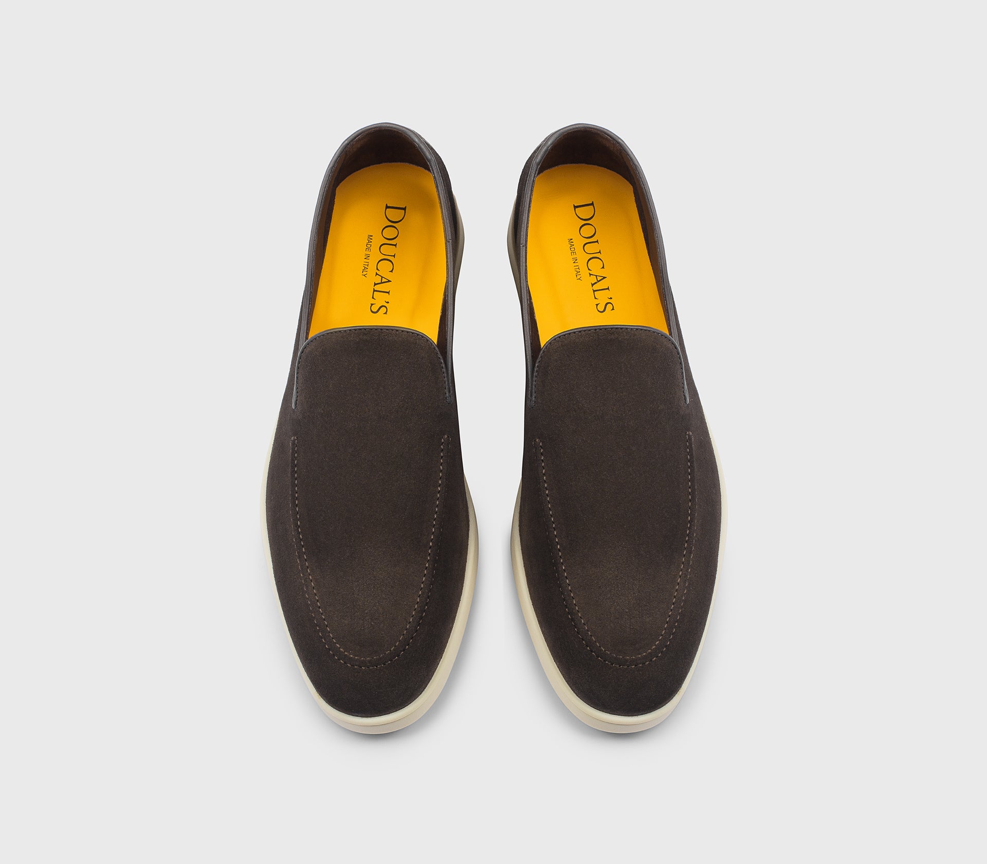 “Earth” brown suede loafer