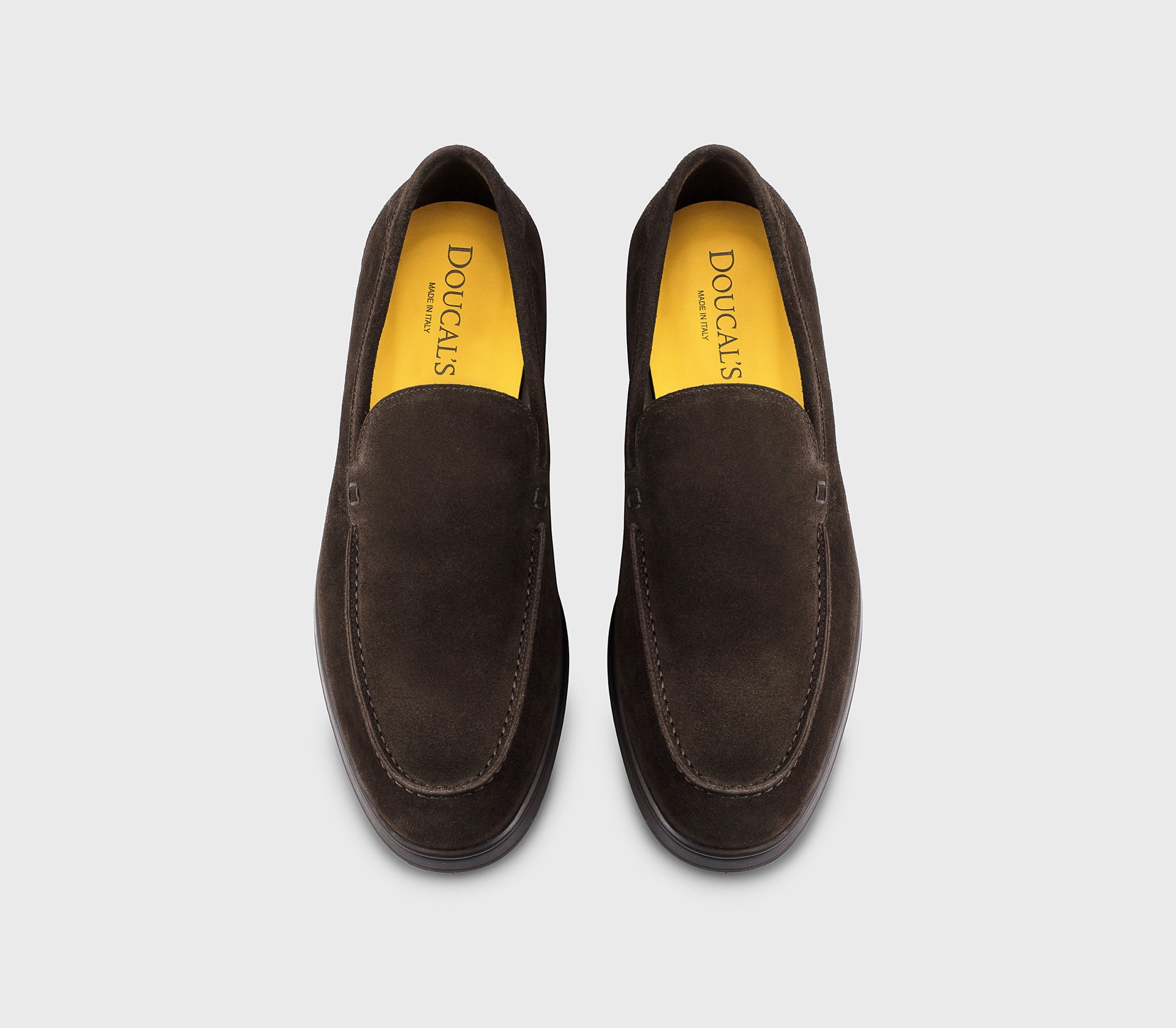 “Earth” brown suede loafer