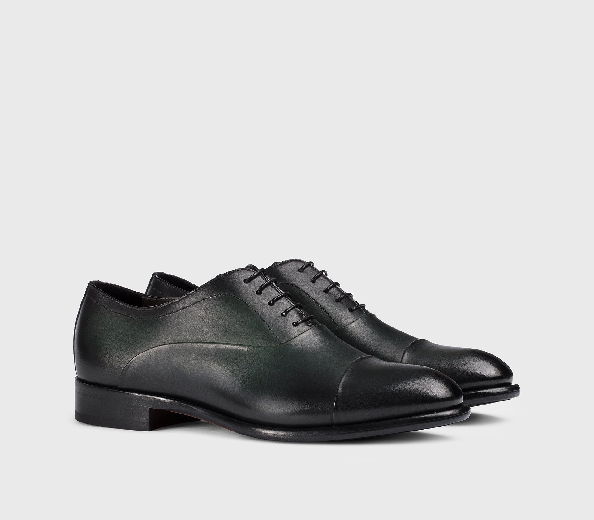 Oxford-Schnürschuh aus grünem Leder