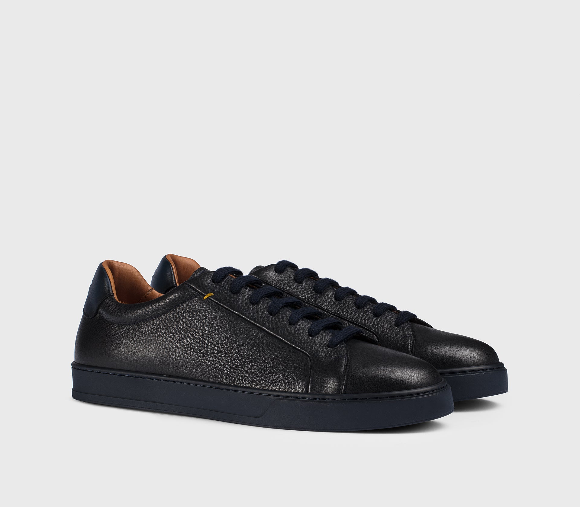 Sneaker en cuir foulonné bleu