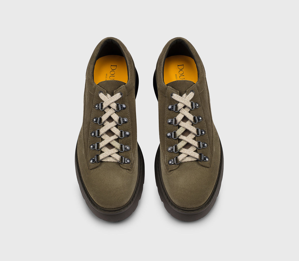 DU3486GOTNPF810OM49 - Stringata con ganci in suede creta