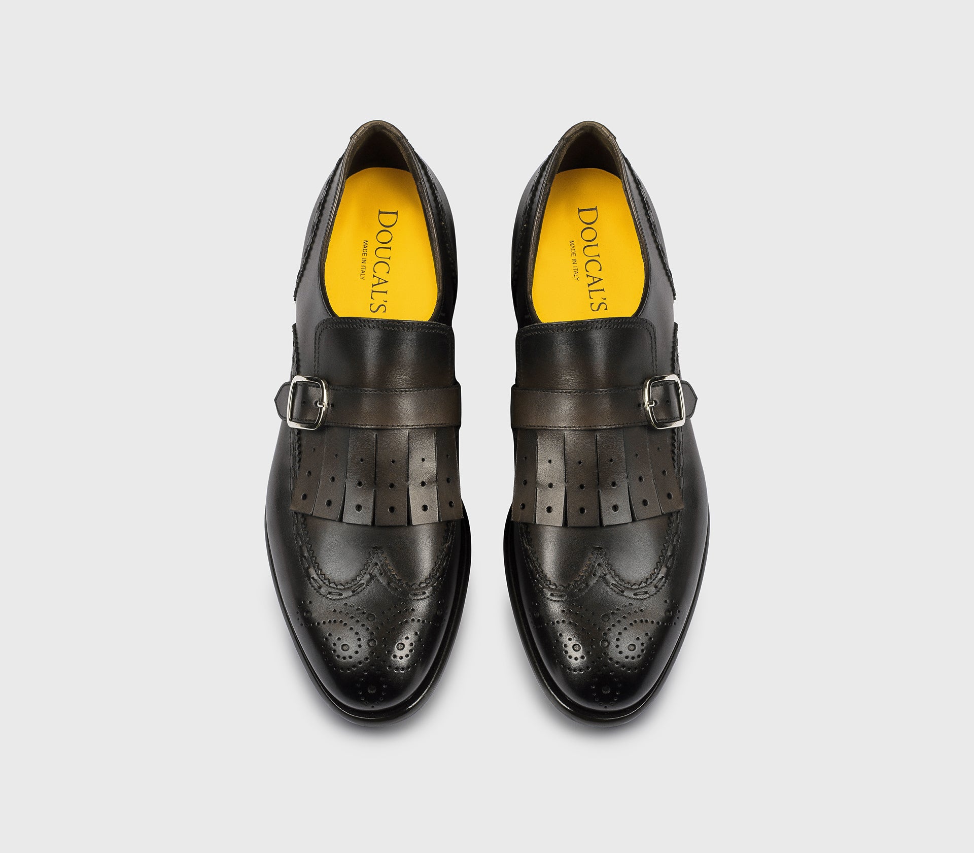 Chaussure à simple boucle à frange en cuir brun foncé