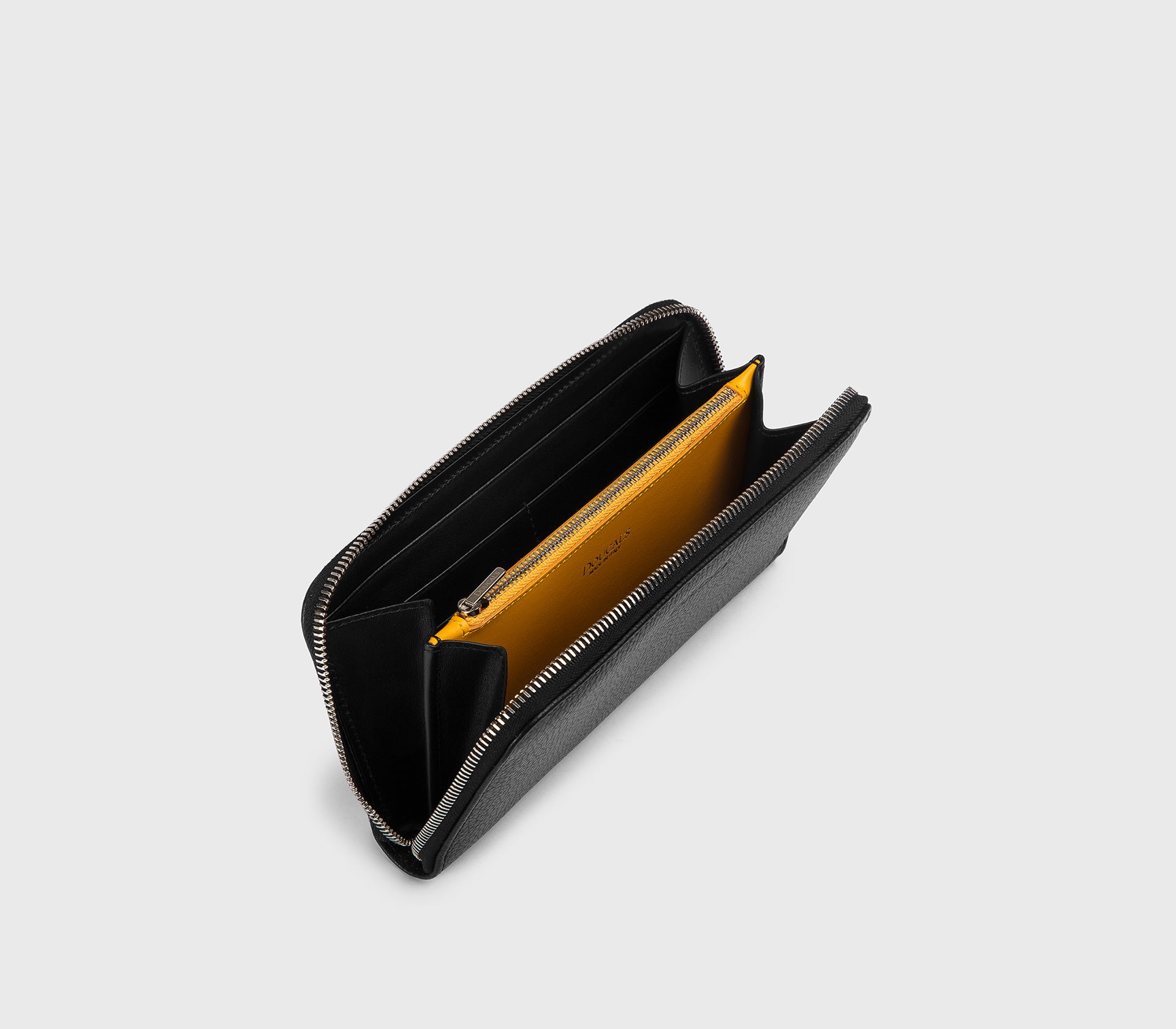 Portafoglio continental in pelle bottalata nero