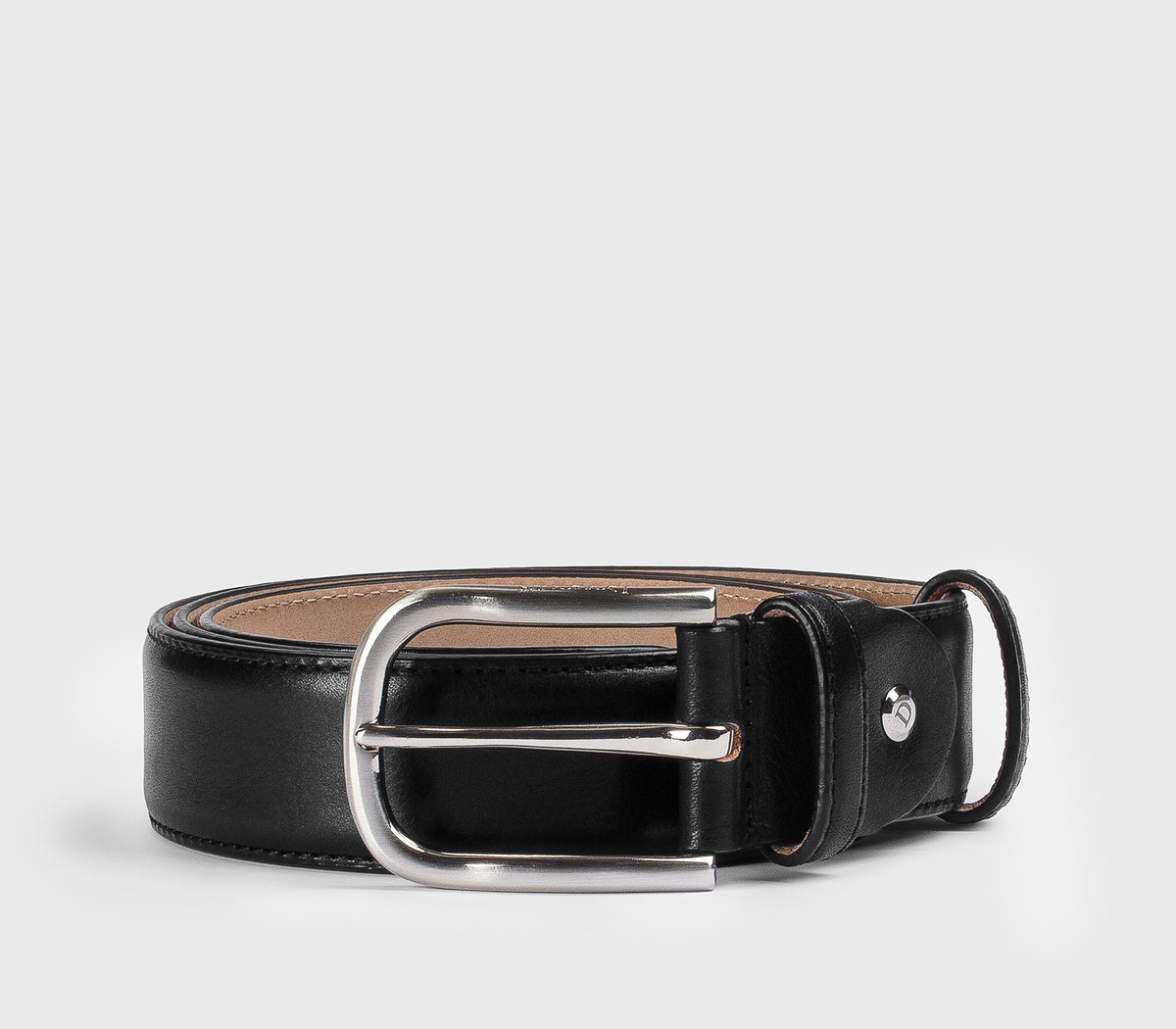 Adjustable black leather belt