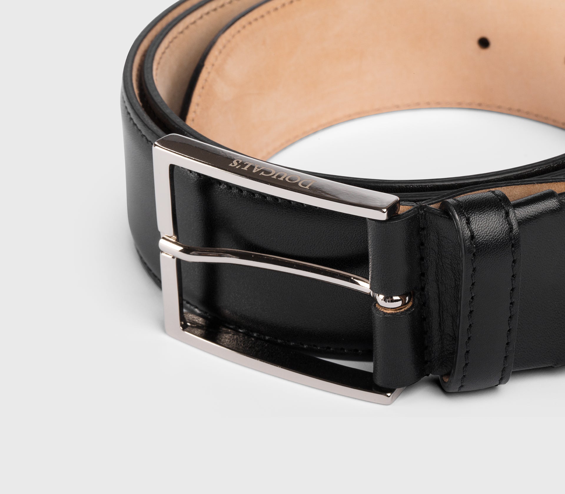 Black adjustable leather belt