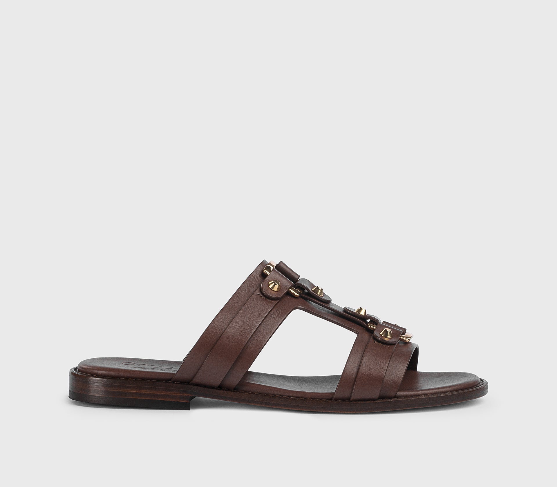 Sandalo da donna con borchie in pelle| marrone - Doucal's