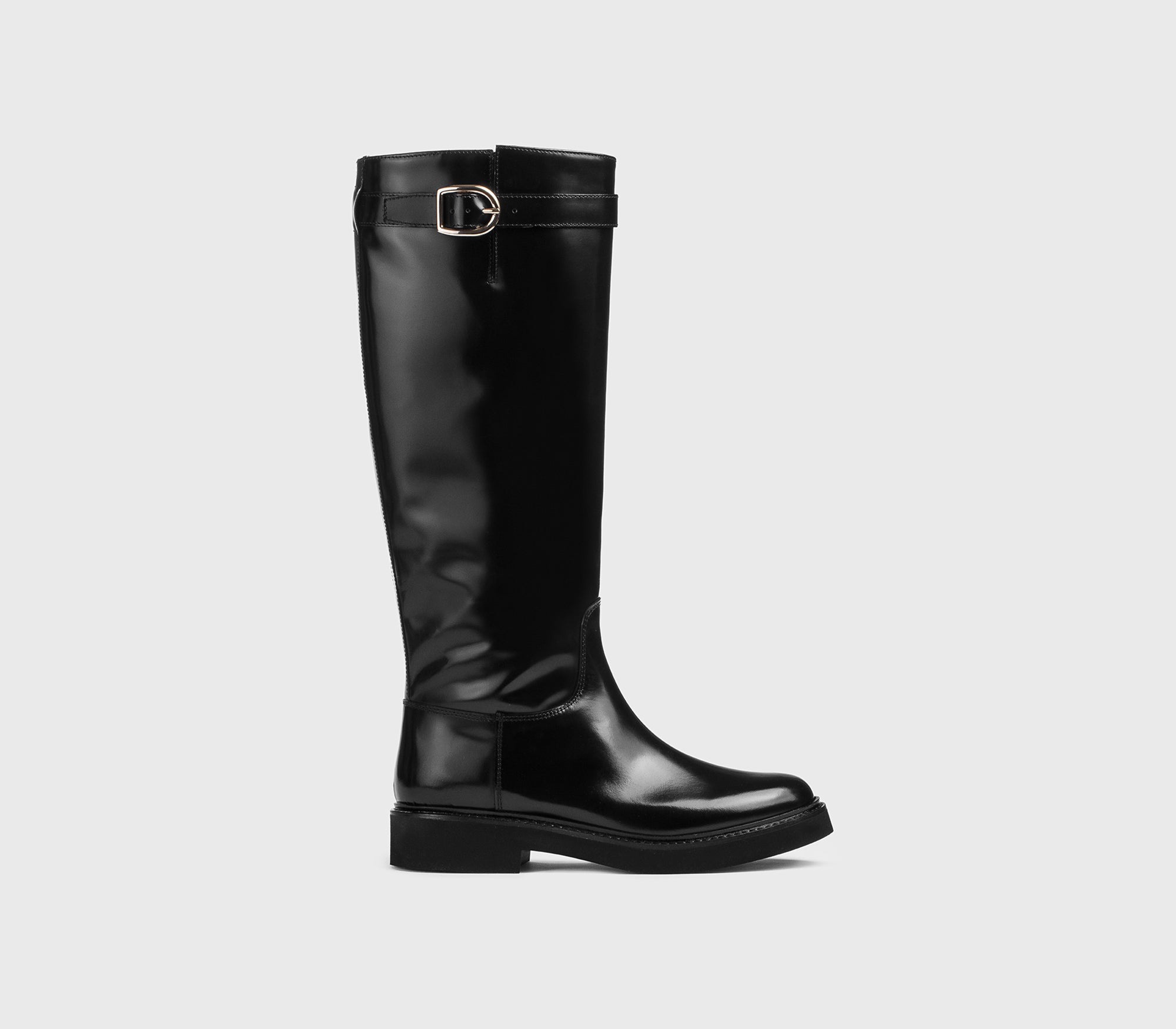 Stiefel mit Schnallenverzierung aus glänzendem schwarzem Leder