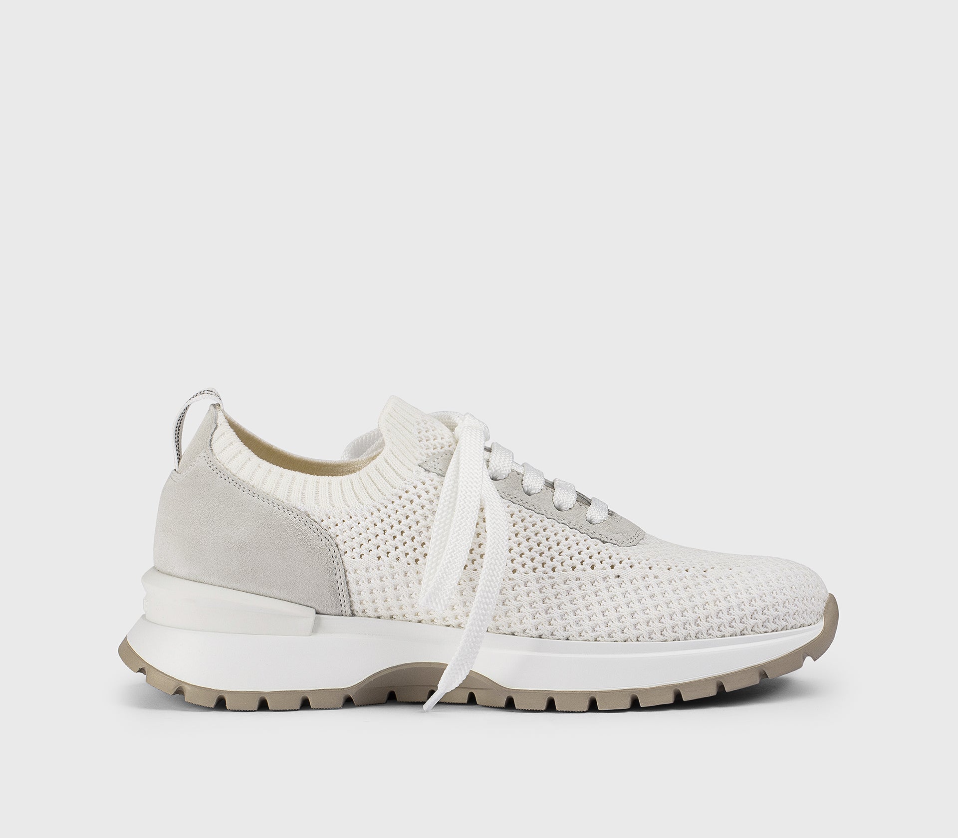 Кроссовки из технической ткани и замши, белые гессо