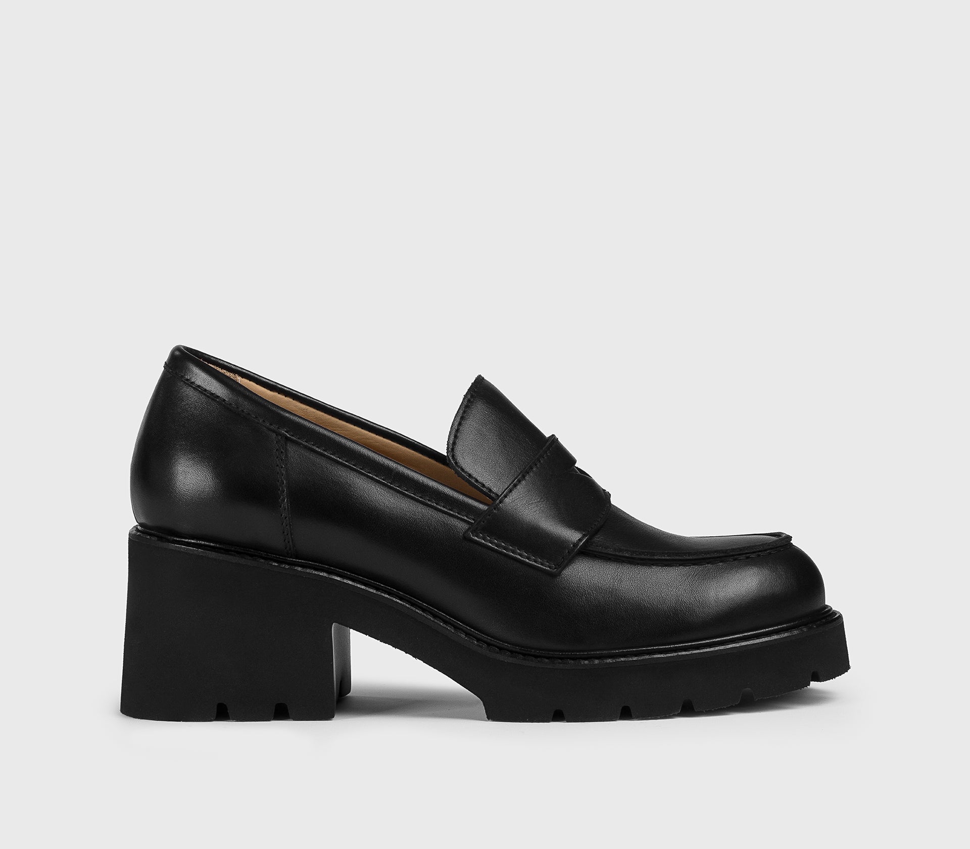 Black leather wide-heeled loafer