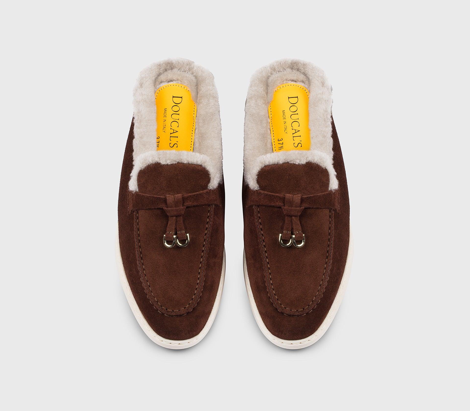 “Wood” brown suede mule with fur detail