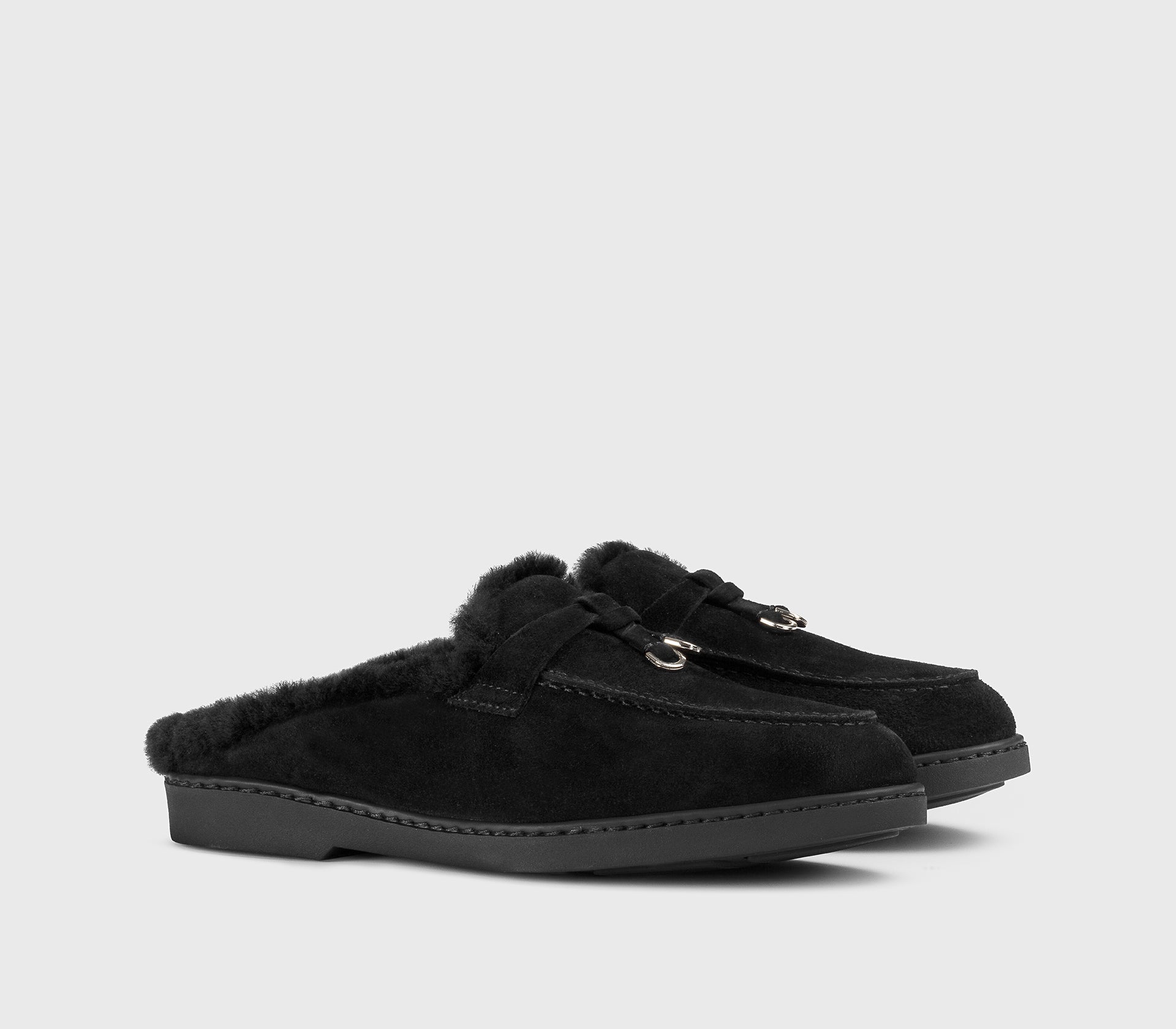 Black suede mule with fur detail