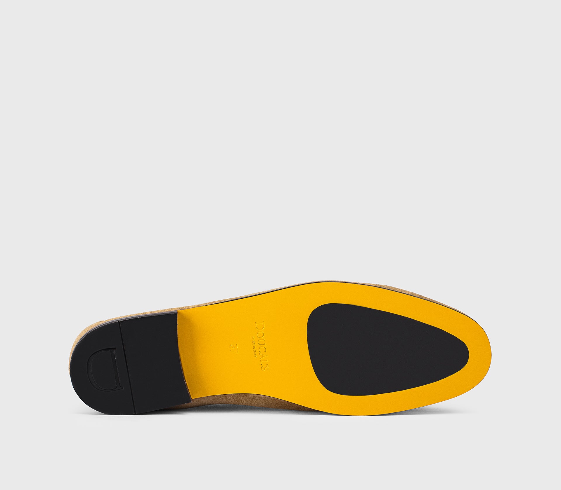 Мокасины с металлическим аксессуаром, из замши «teddy», бежевые