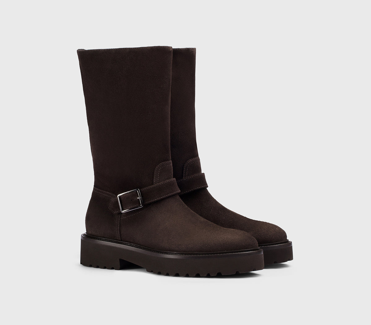 Mahogany-coloured suede boot