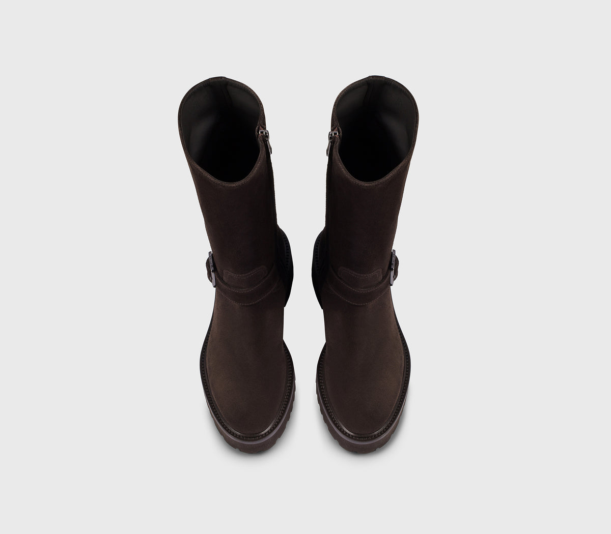 Mahogany-coloured suede boot