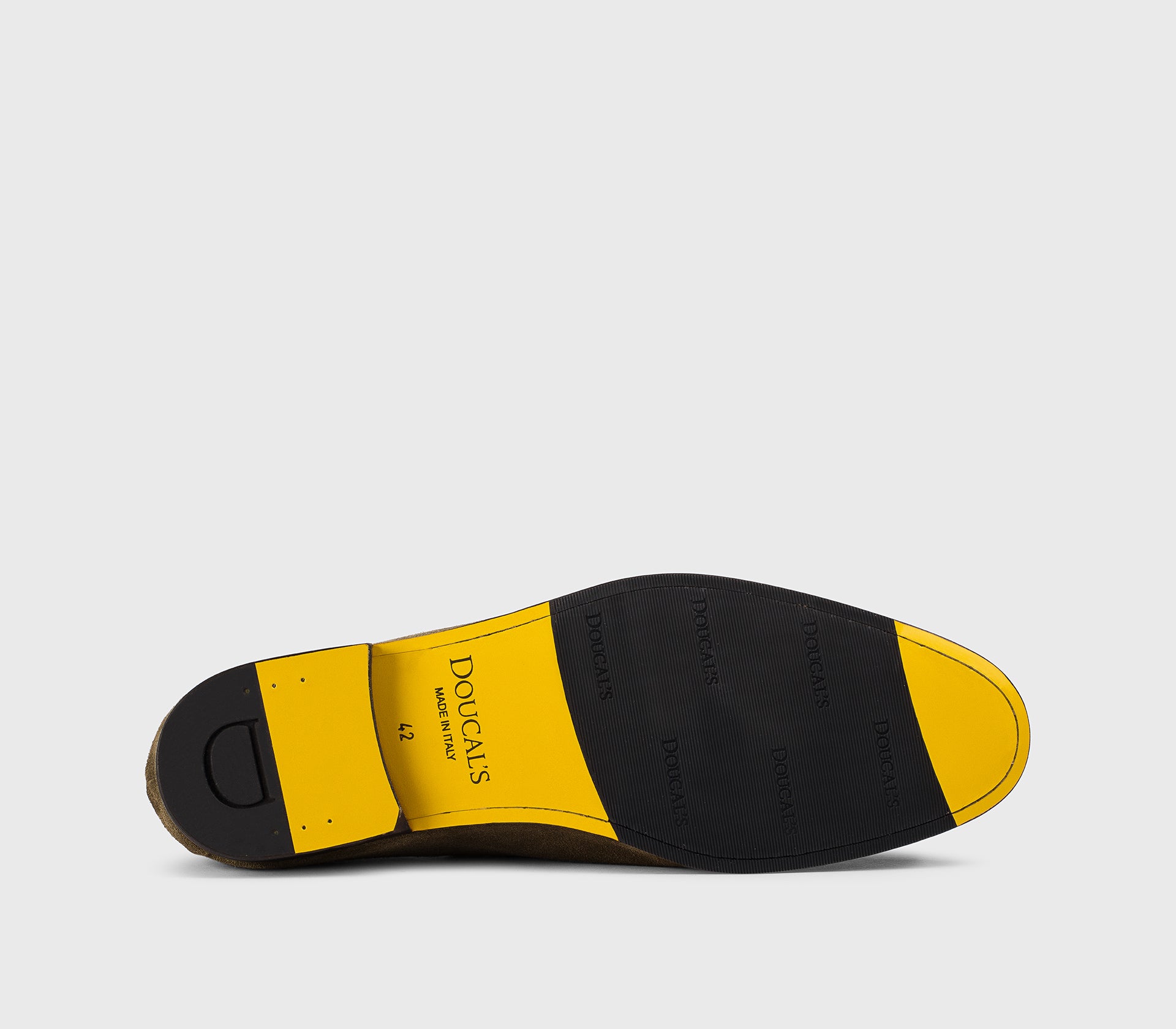 Cocoa suede loafer with tassels